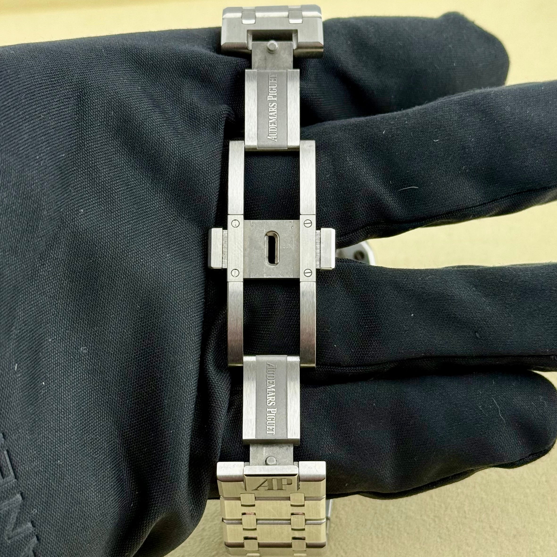 Audemars Piguet Royal Oak Selfwinding Grey Dial 15510ST.OO.1320ST.10