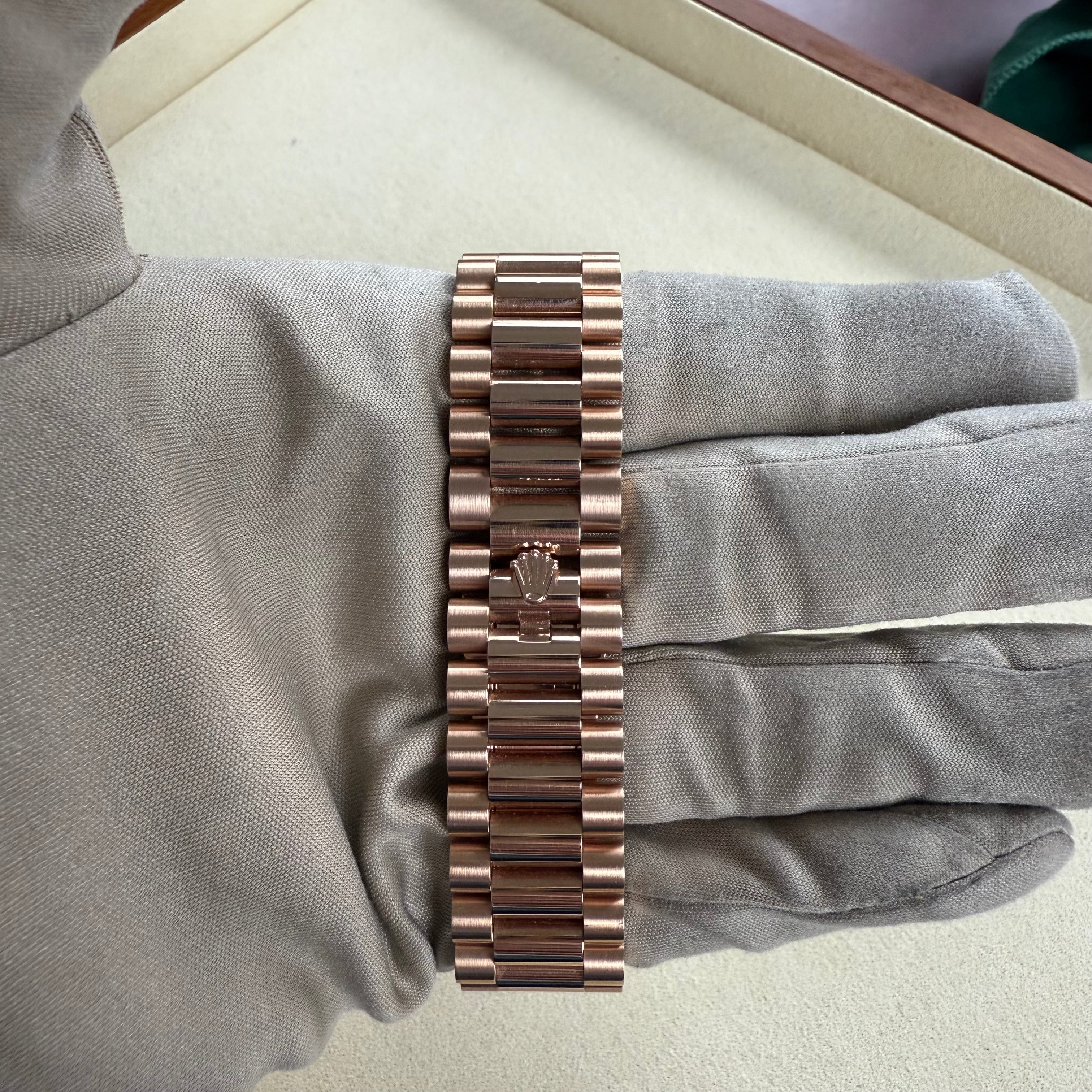 Rolex Day-Date 40 Olive Green Roman Dial 228235