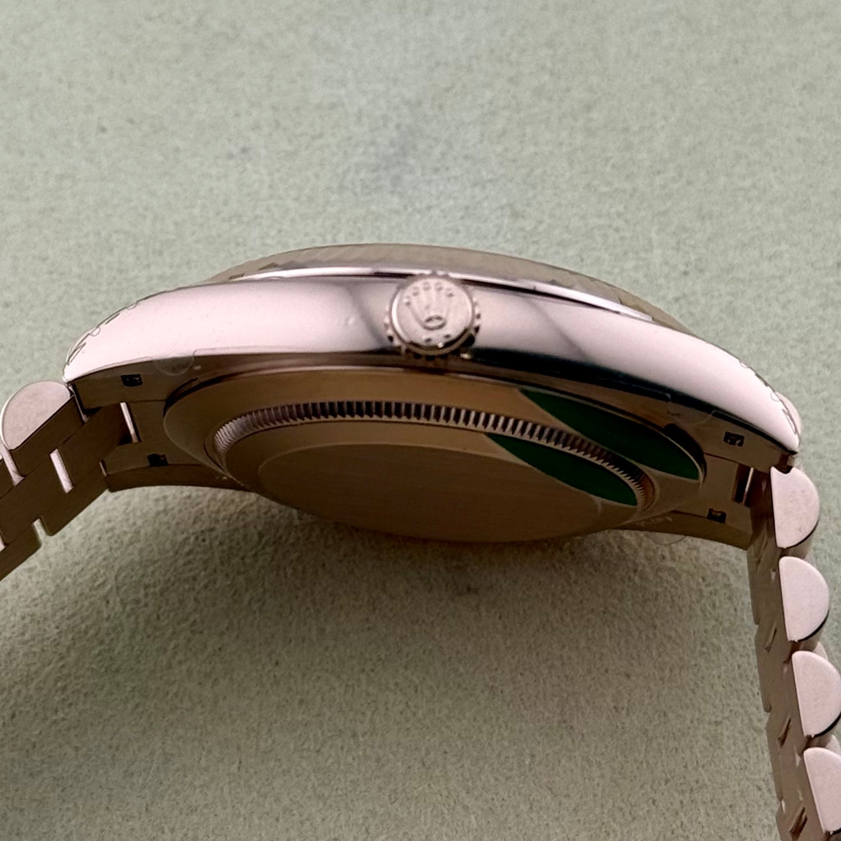 Rolex Day-Date 40 Olive Green Roman Dial 228235