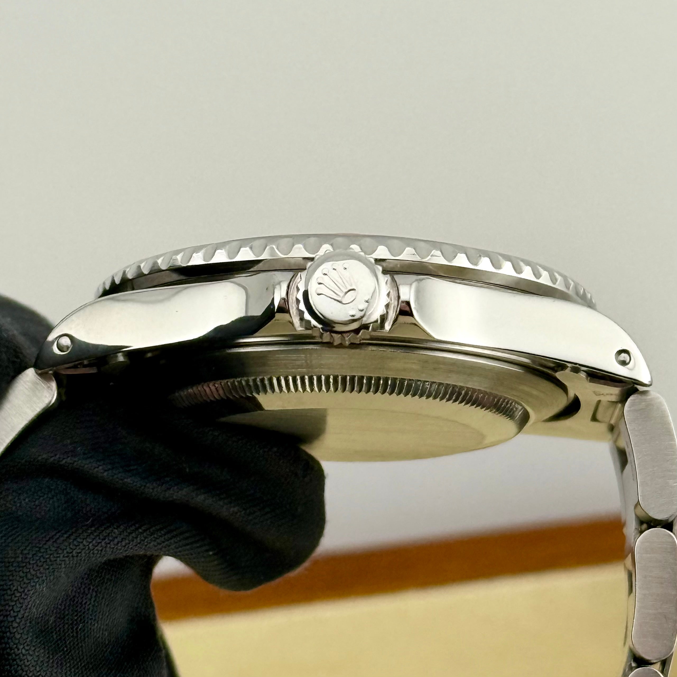 Rolex Submariner Black Dial 16610