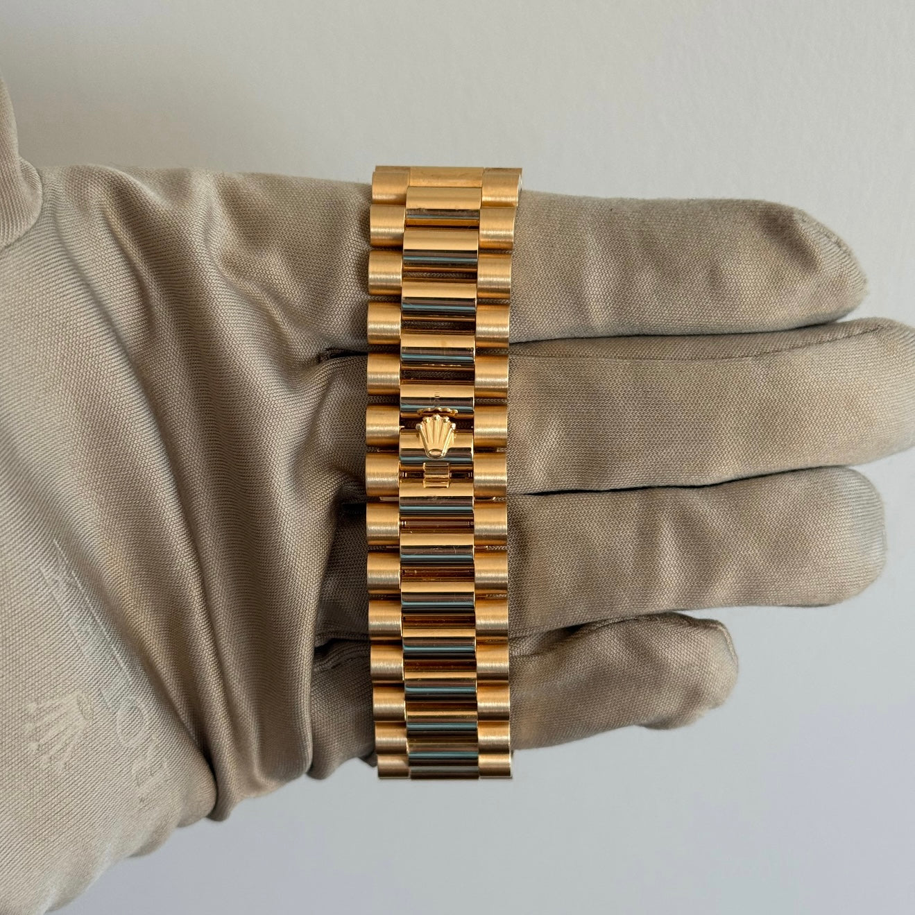 Rolex Day-Date 40 Green Roman Dial 228238