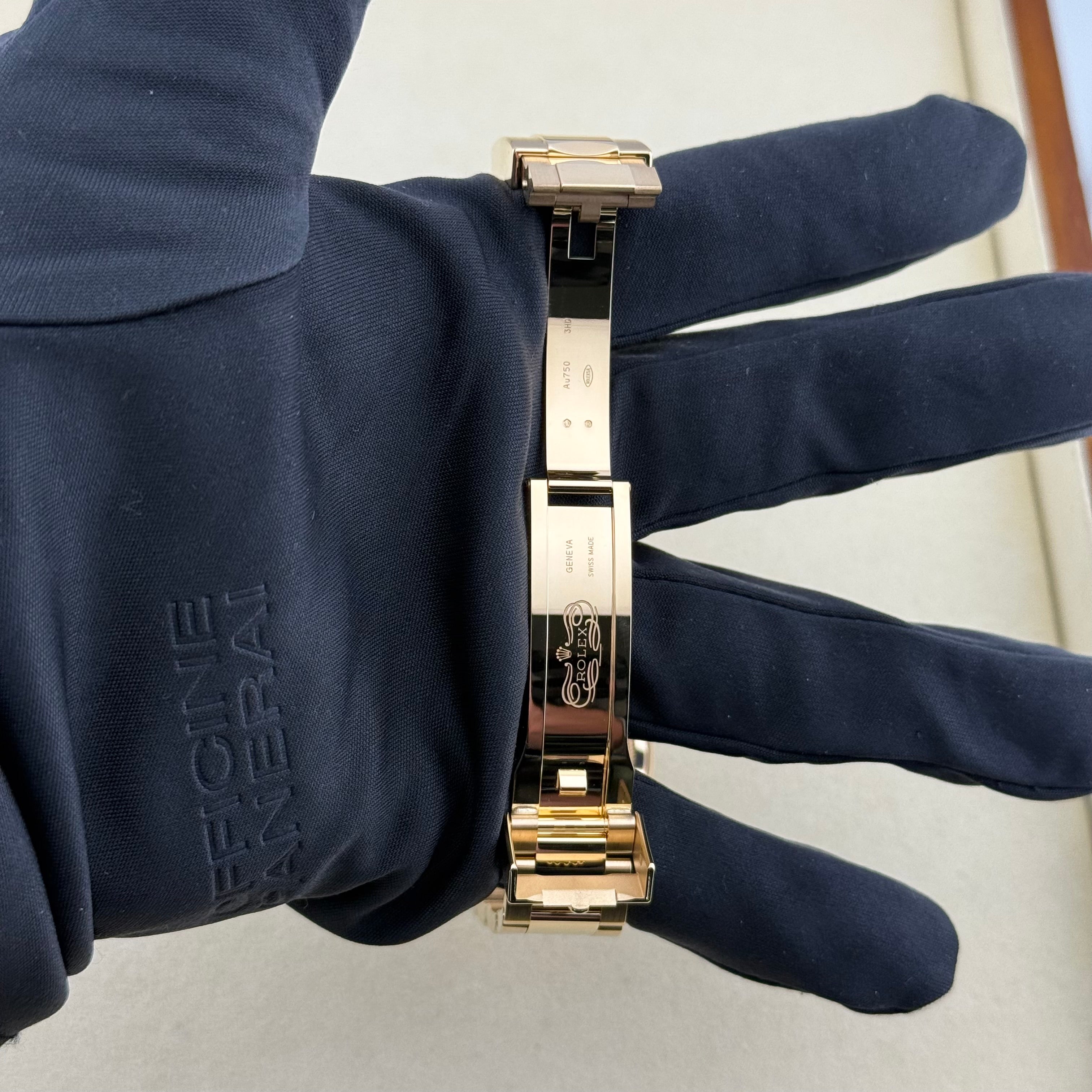 Rolex Daytona Green Index Dial 126508