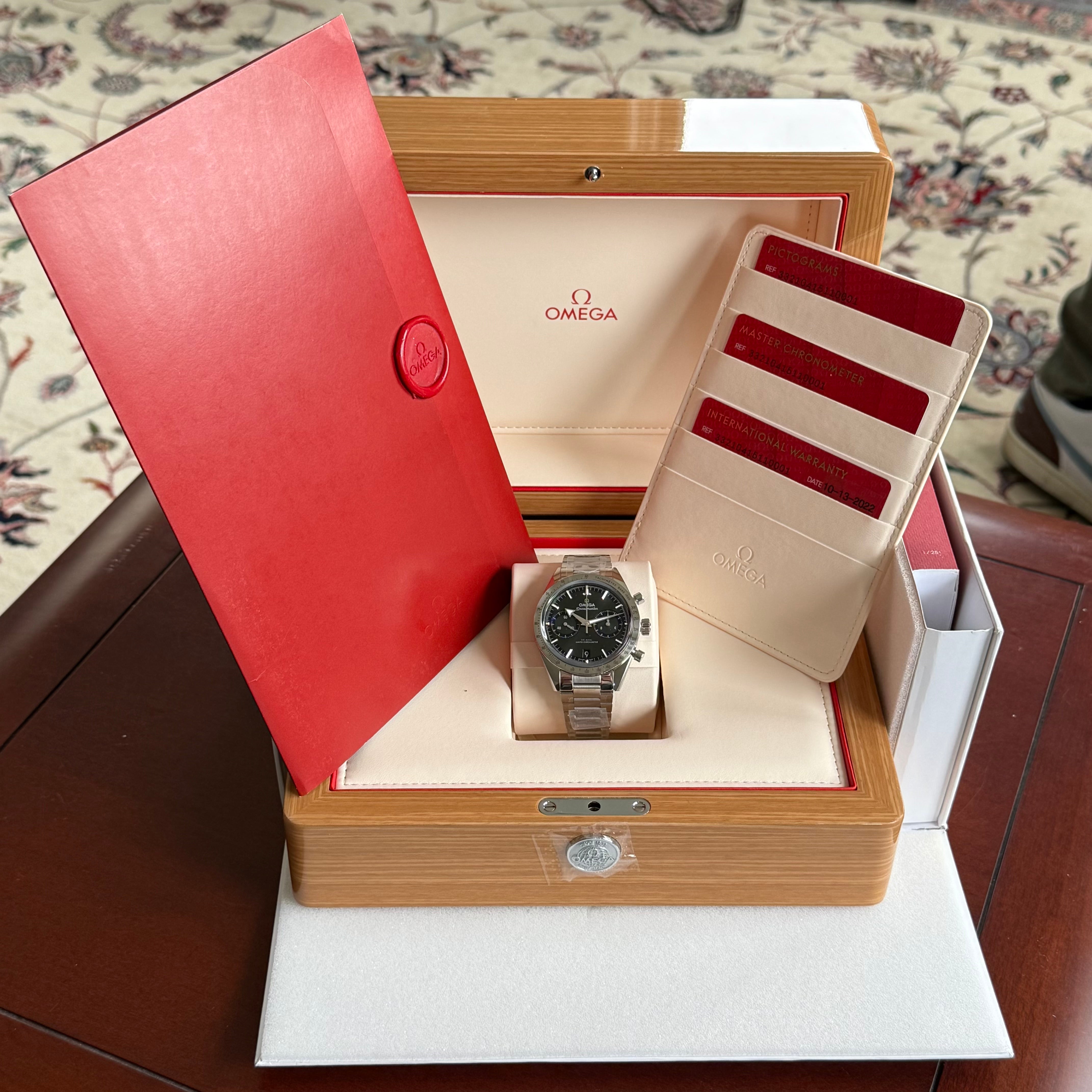 Omega Speedmaster '57 Co-Axial Master Chronometer Chronograph Green Dial 332.10.41.51.10.001