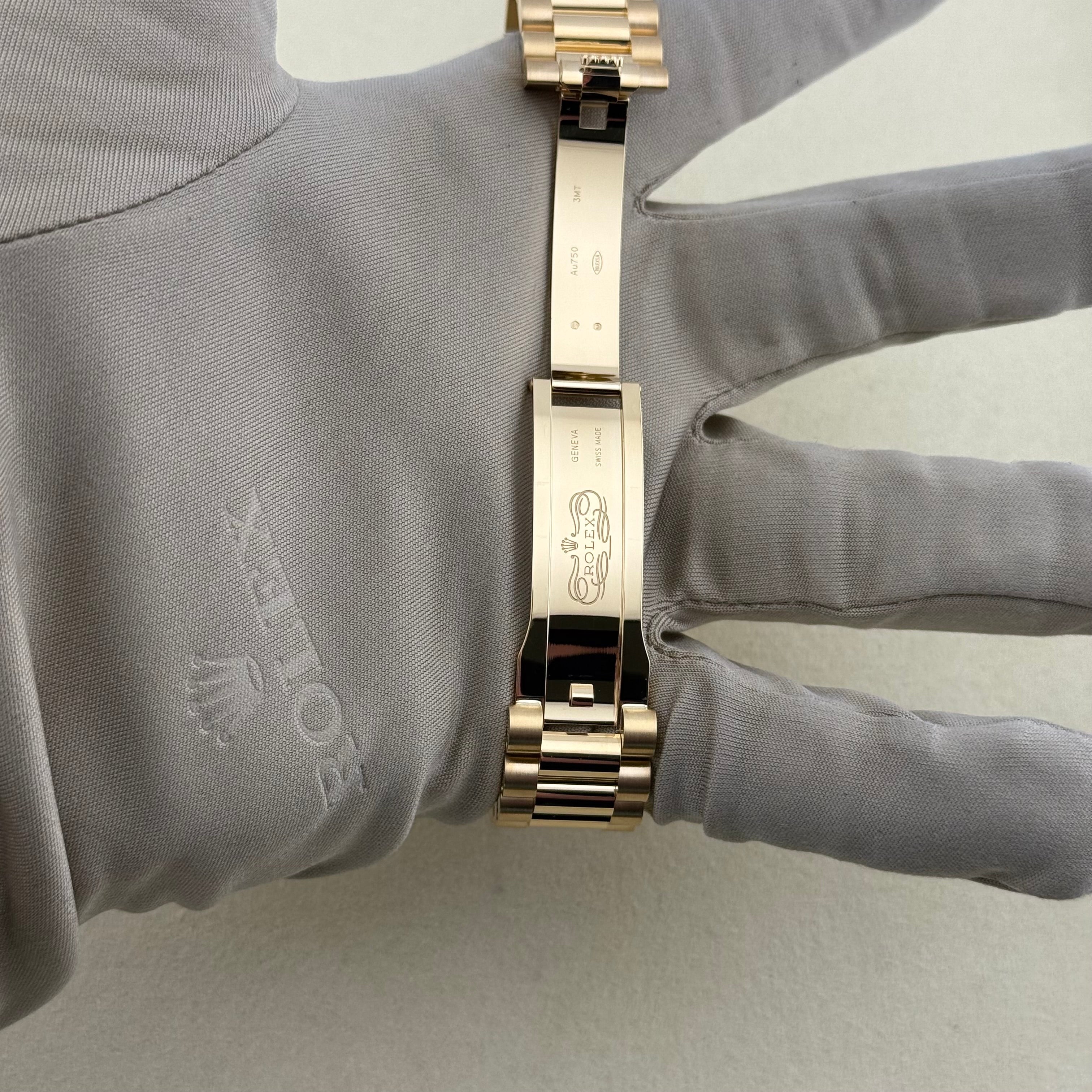 Rolex Day-Date 36 Carnelian Diamond Index Roman 9 Dial 128348rbr