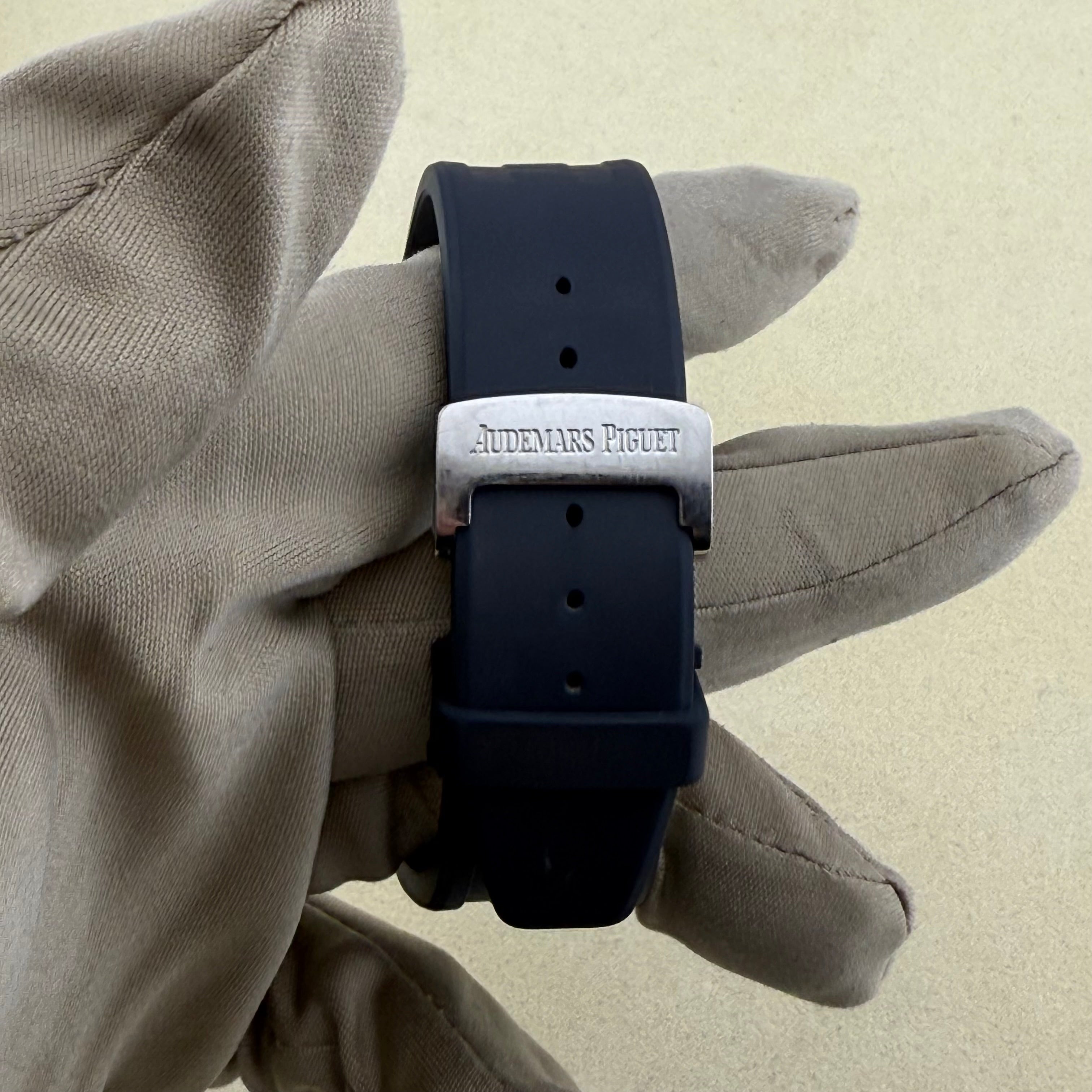 Audemars Piguet Offshore Selfwinding Chronograph Blue Dial 26231ST.ZZ.D027CA.01