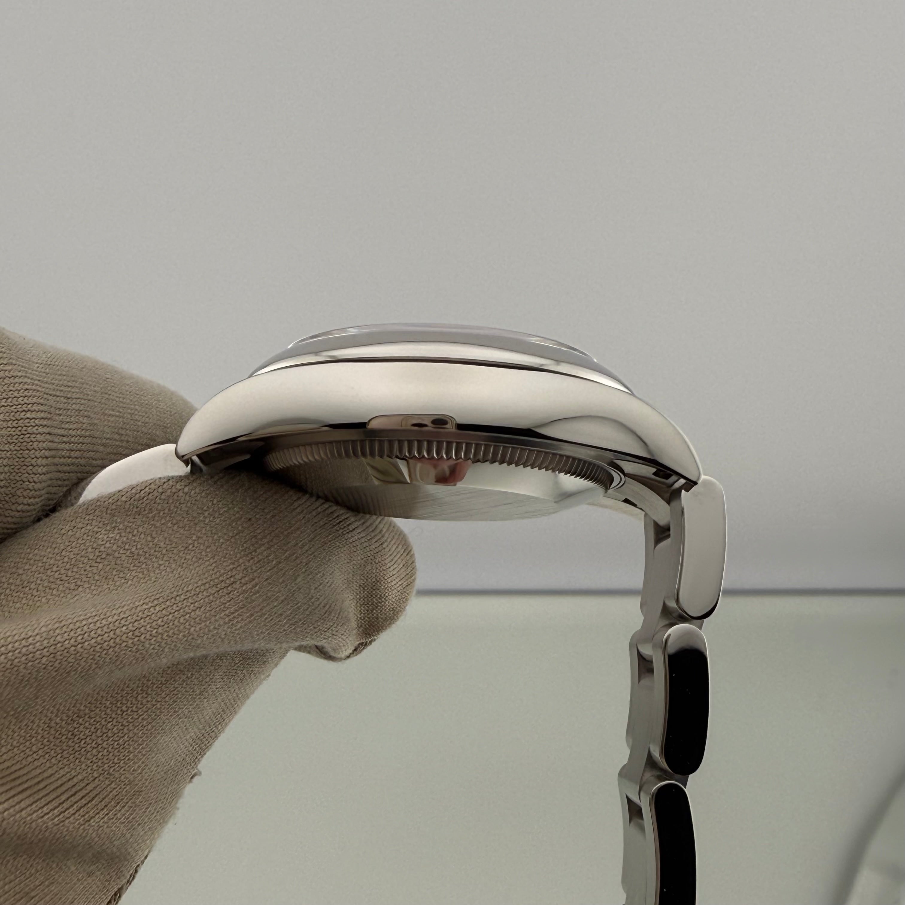 Rolex Oyster Perpetual 31 Beige Dial 277200