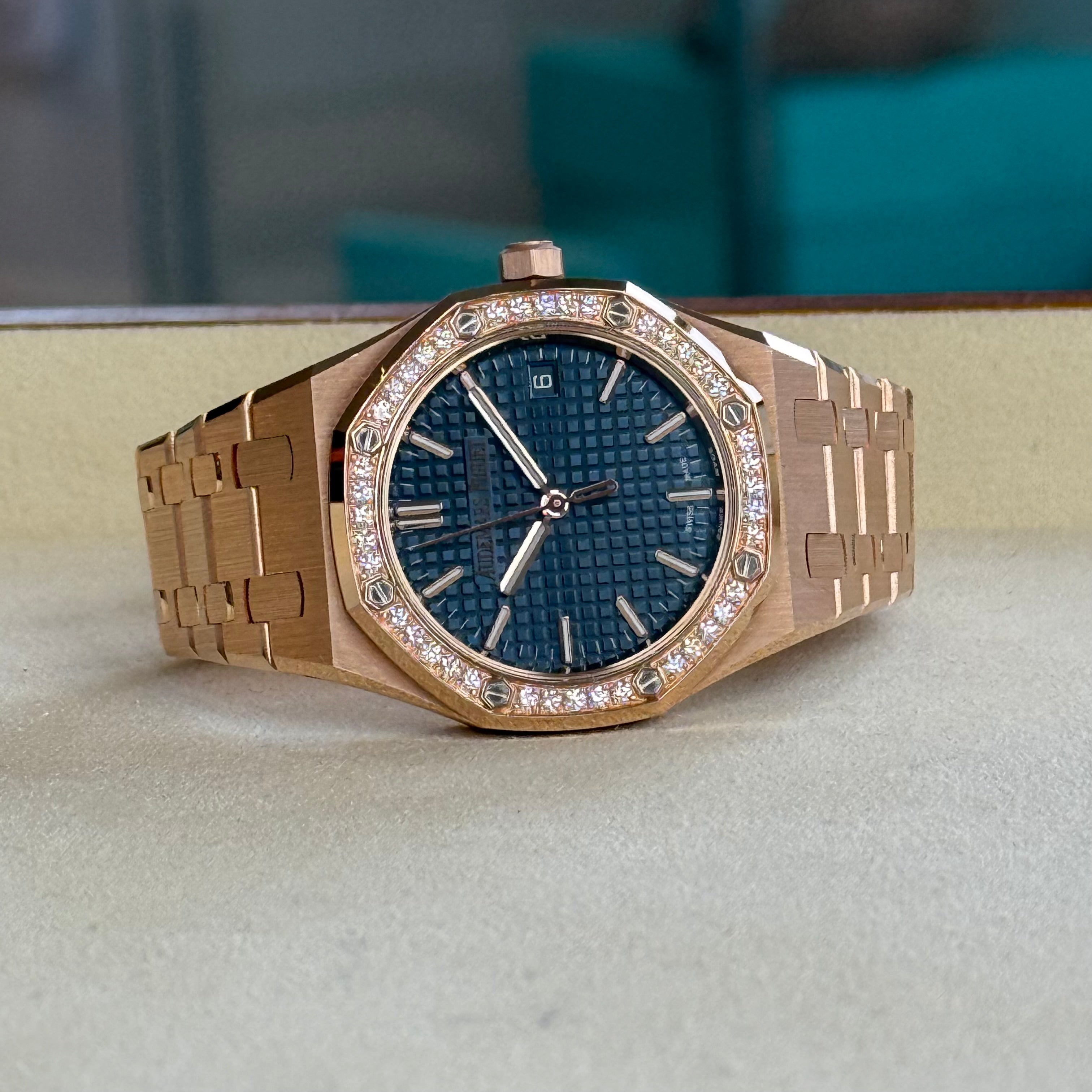 Audemars Piguet Royal Oak Selfwinding Blue Dial 77451OR.ZZ.1361OR.04