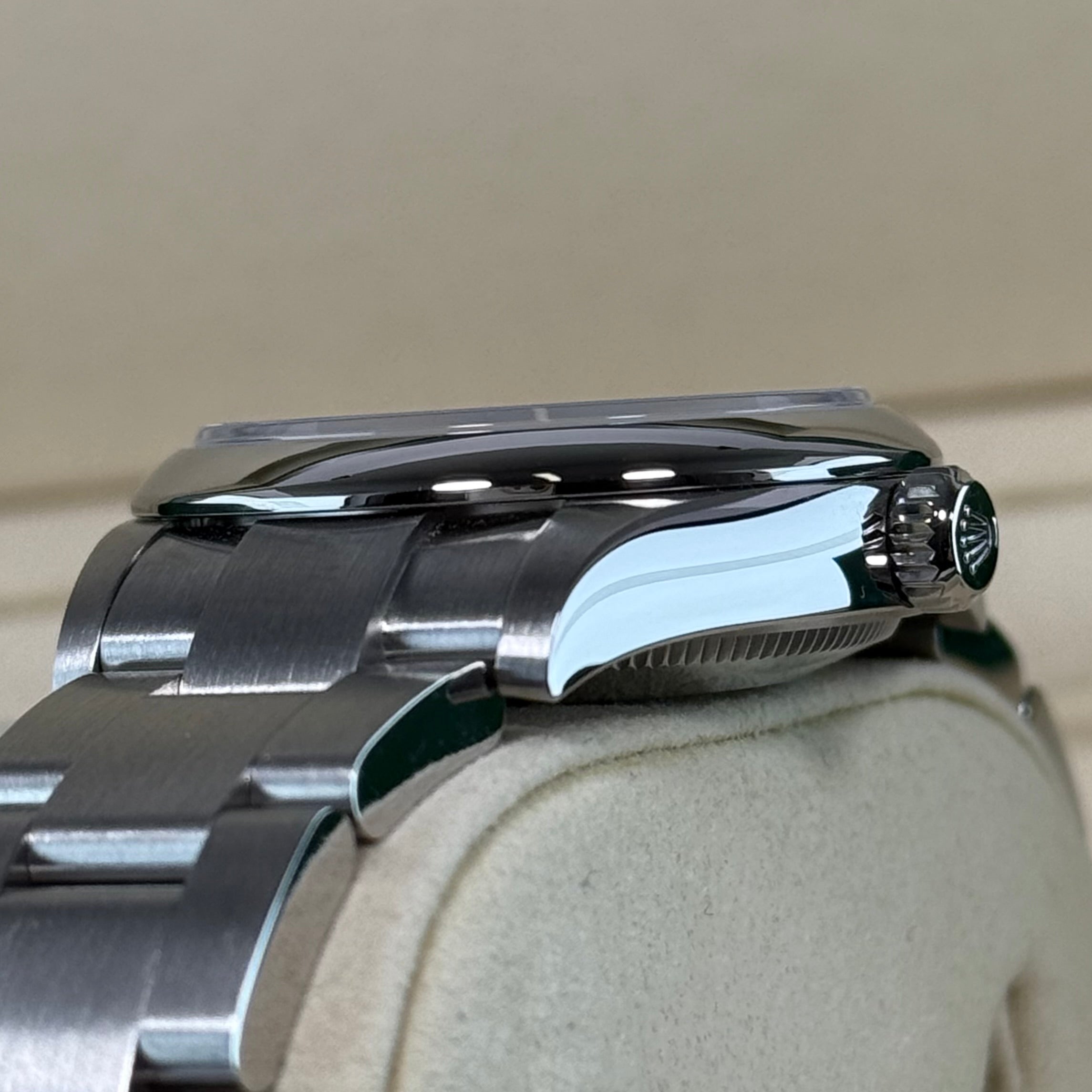 Rolex Oyster Perpetual 31 Black Dial 277200