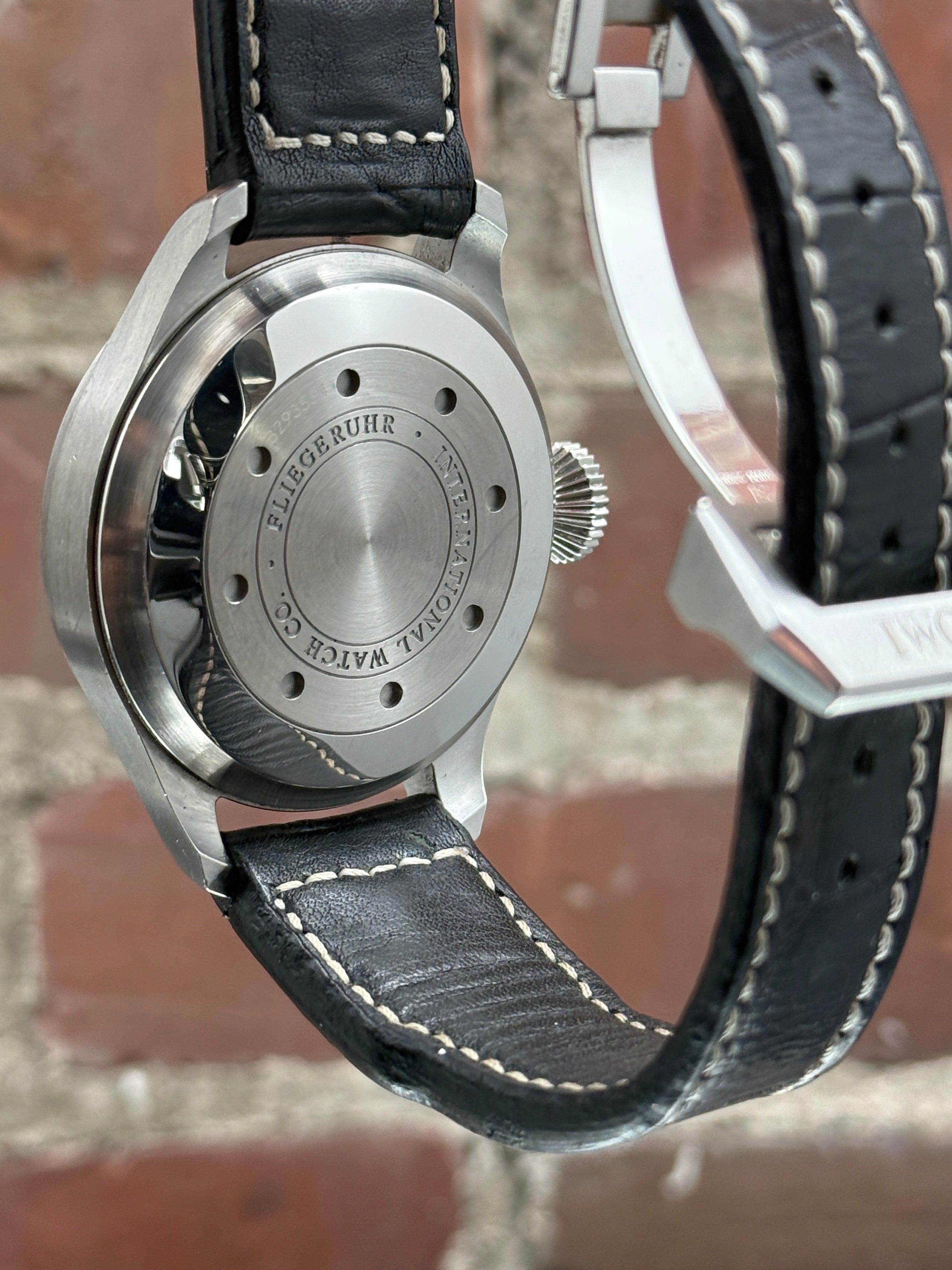 Pre-owned IWC Big Pilot IW500901 | Steel Black