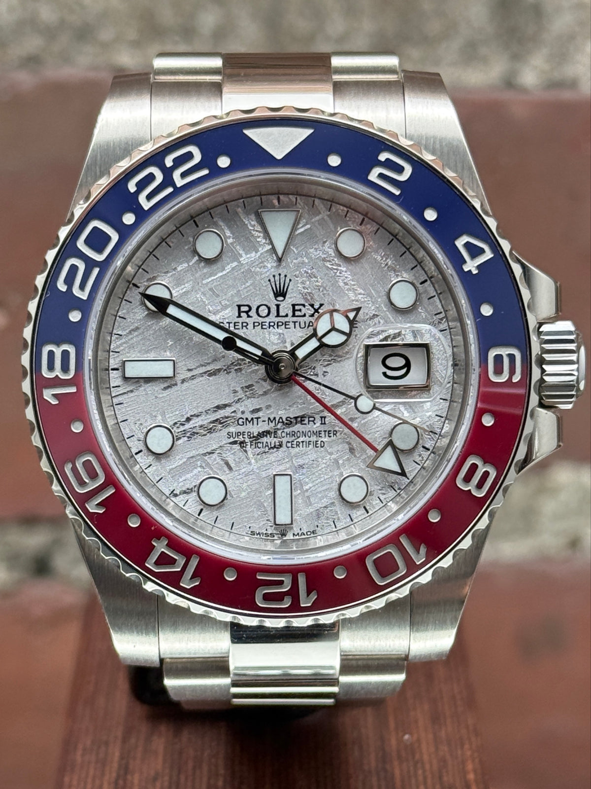 Pre-owned Rolex GMT-Master II 126719BLRO | White gold Grey