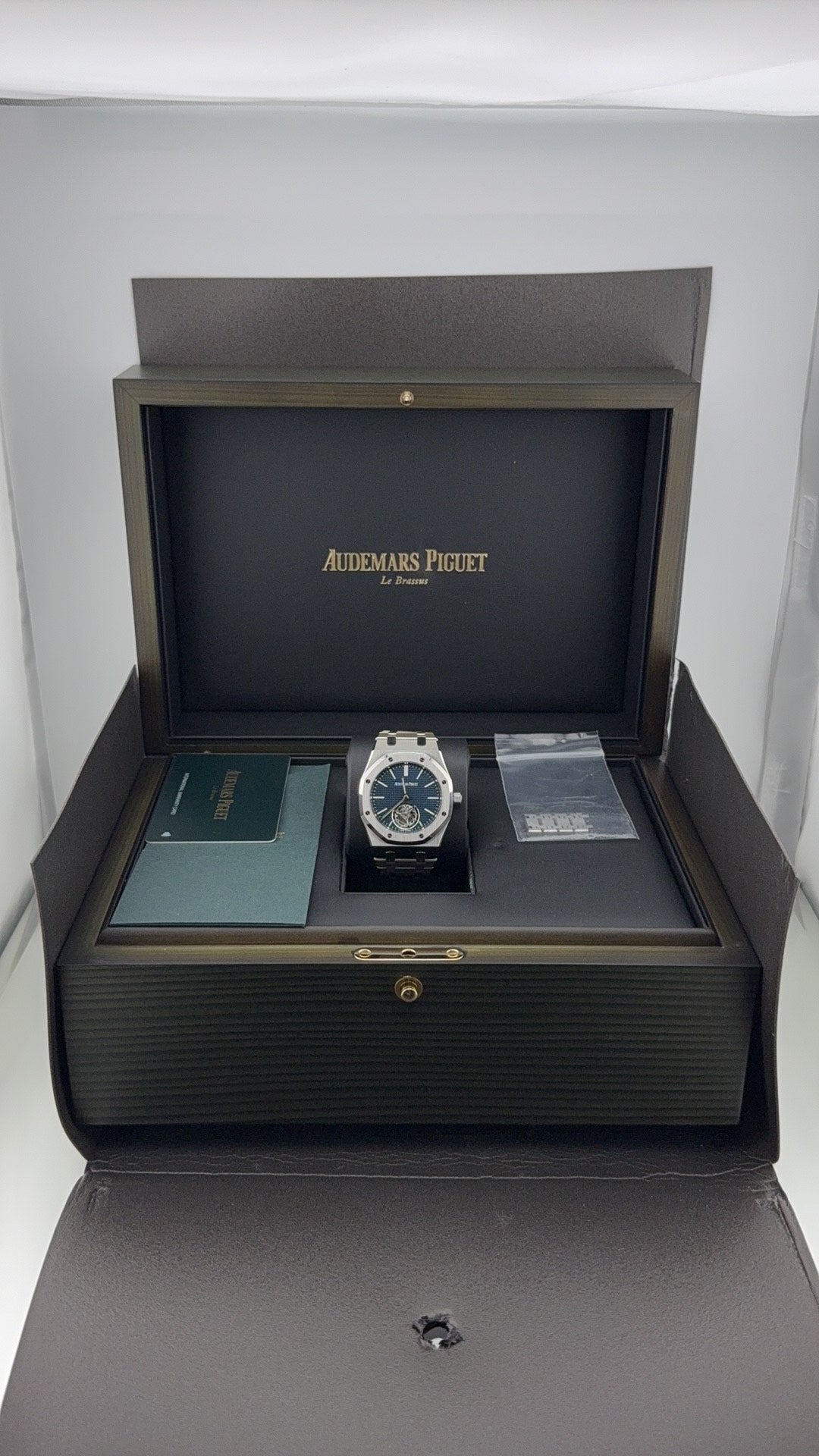 Audemars Piguet Royal Oak Flying Tourbillion Extra-Thin (RD#3) Blue Dial 26670ST.OO.1240ST.02