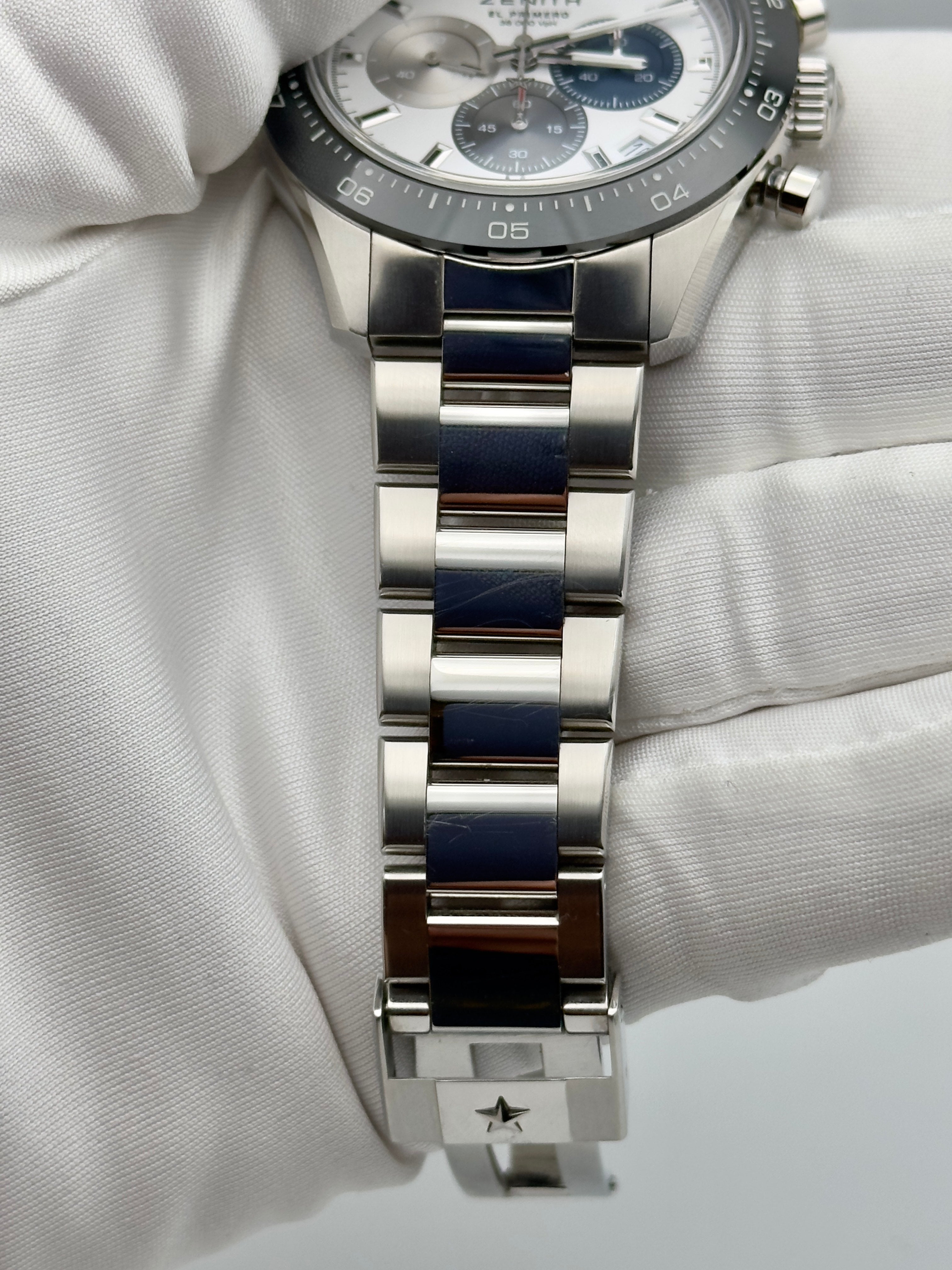 Zenith Chronomaster Sport White Dial 03.3100.3600/69.M3100