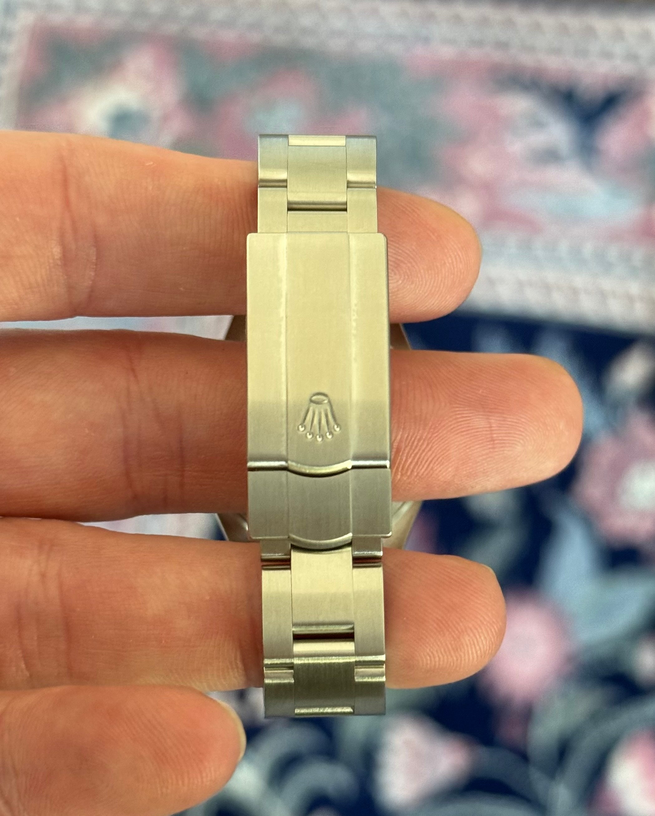 Rolex Oyster Perpetual 28 Pistachio Dial 276200