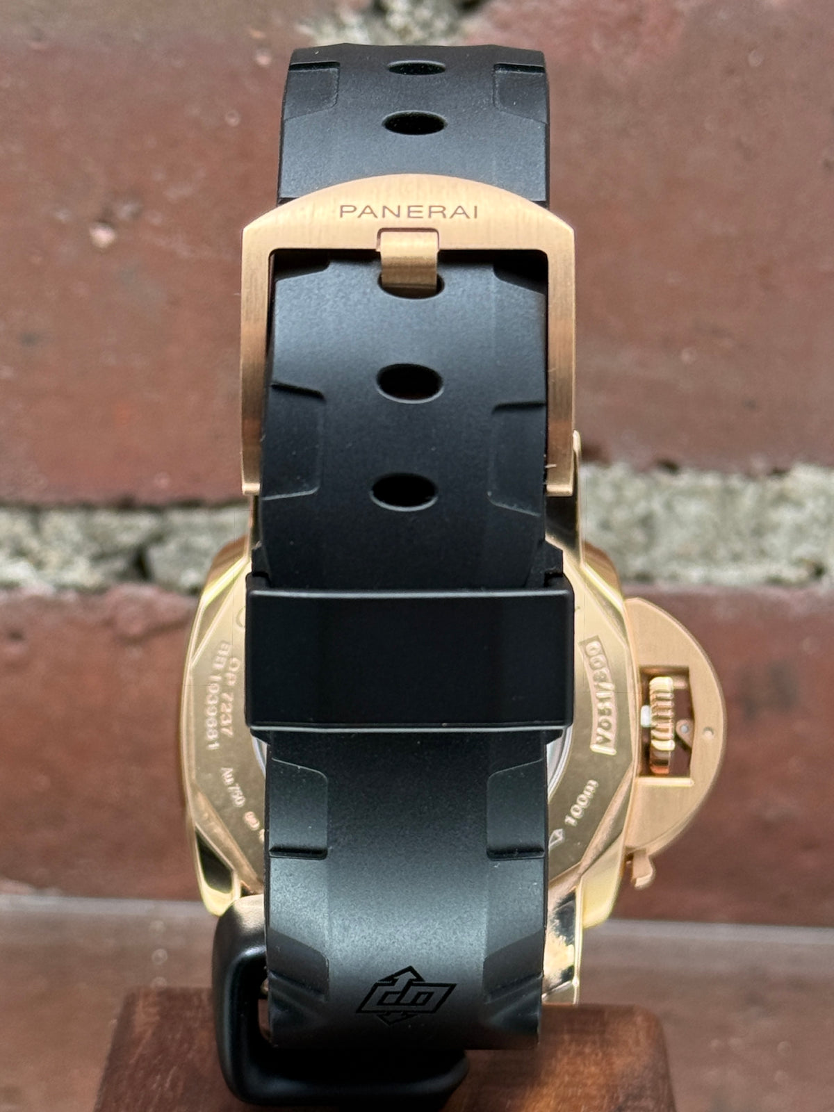 Mint Panerai Luminor Submersible PAM 00974 | Red gold Black