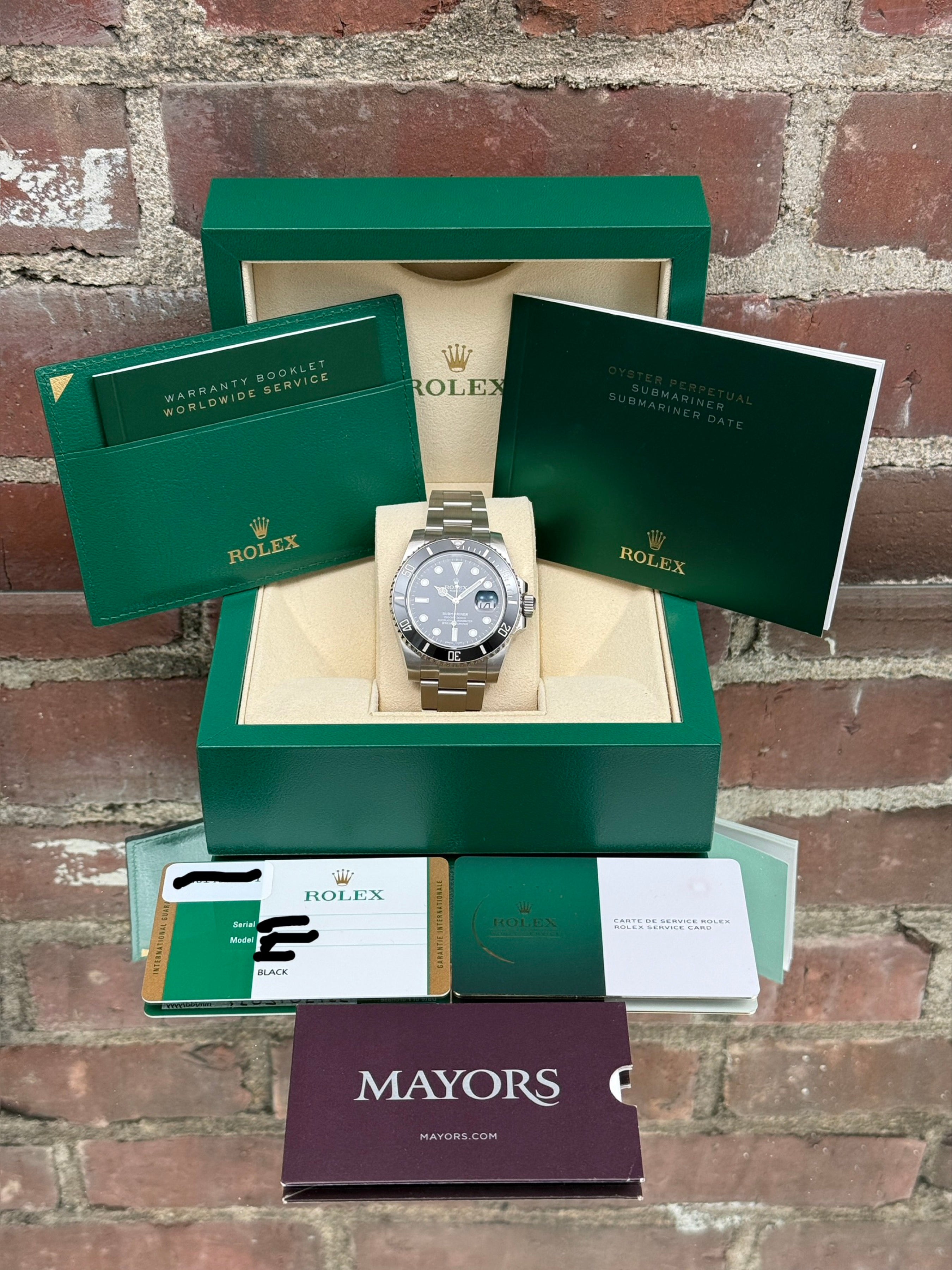 Rolex Submariner Date