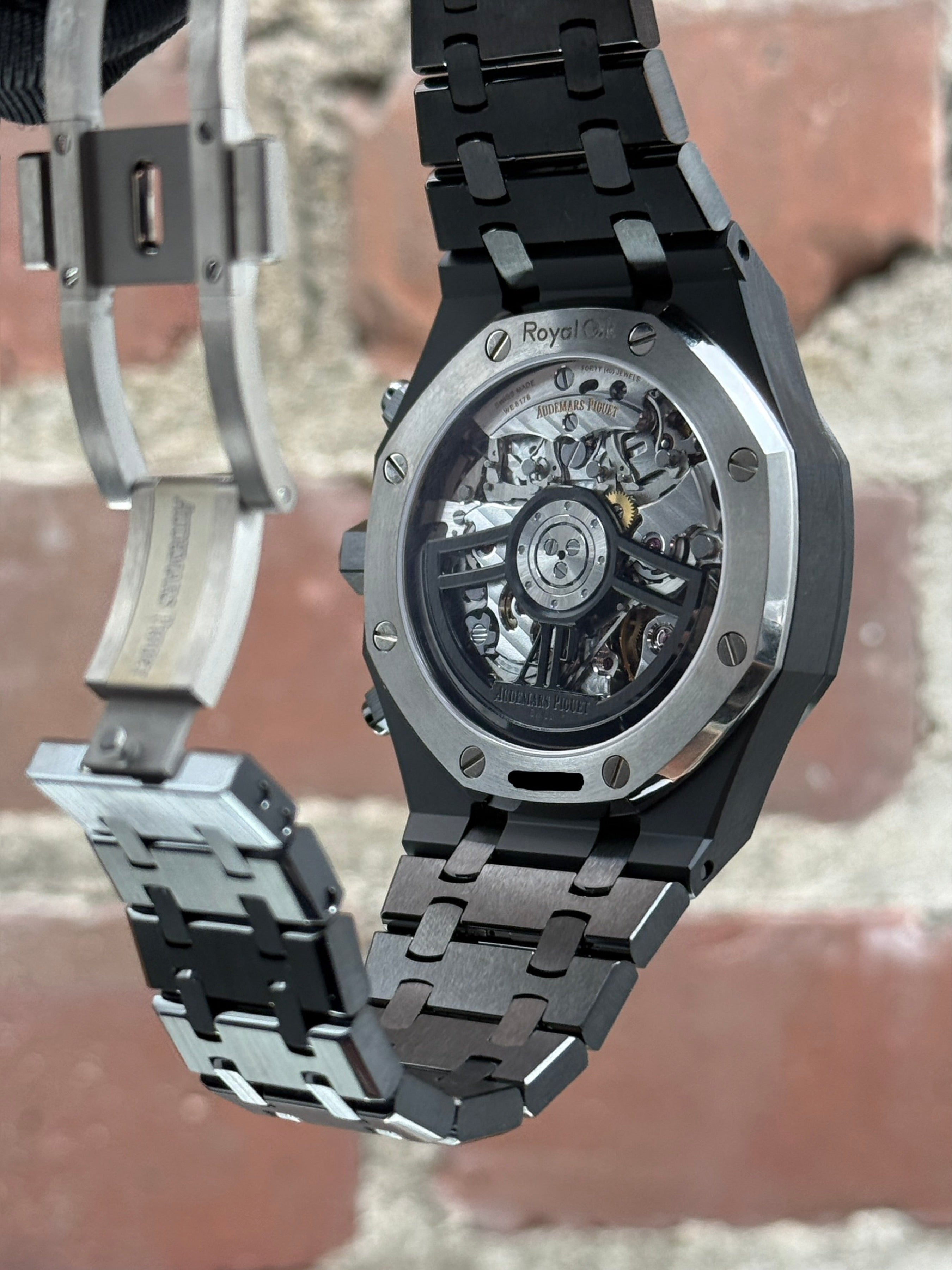 Brand new Audemars Piguet Royal Oak Chronograph 26240CE.OO.1225CE.02 | ceramic black