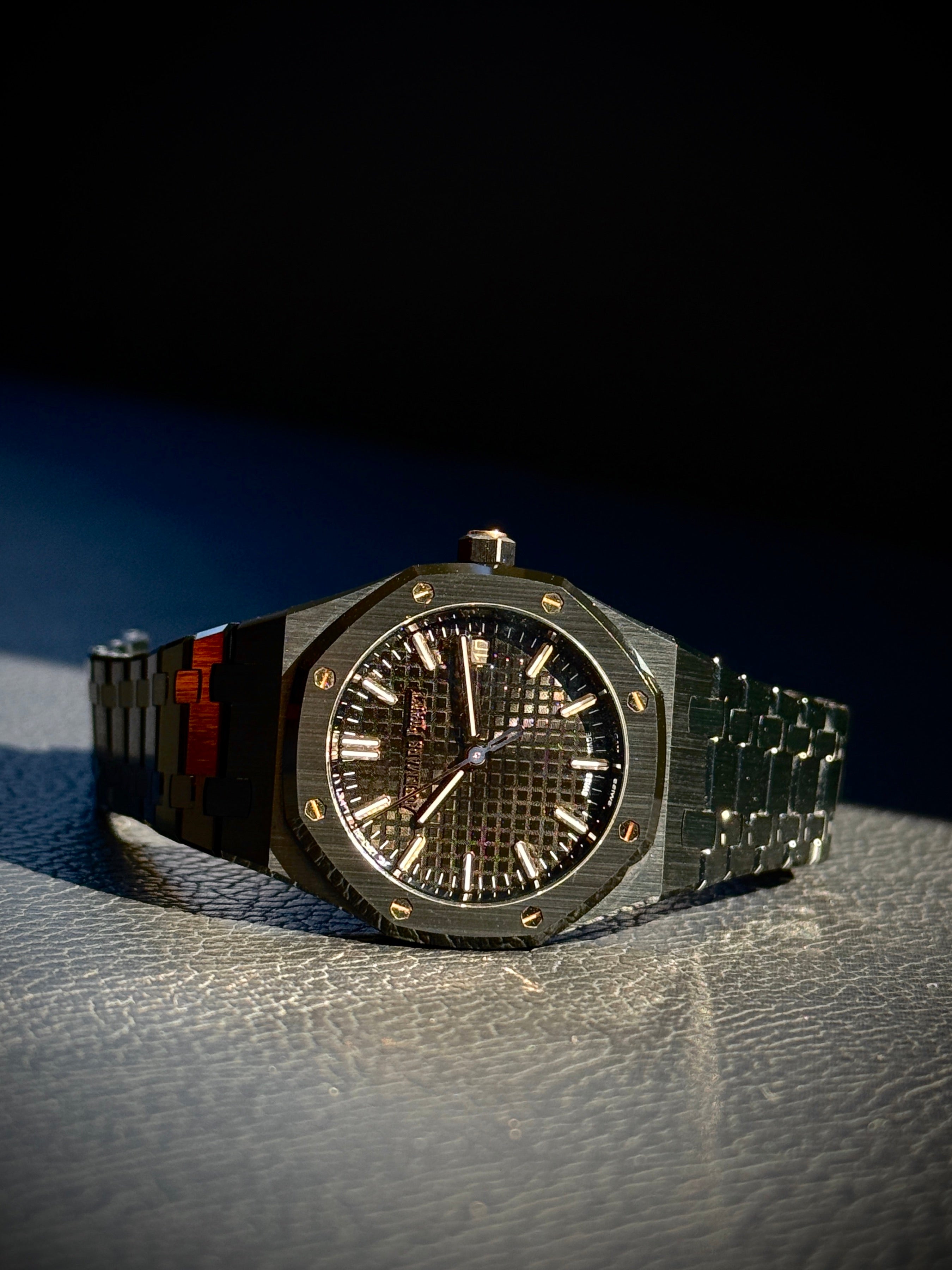 Mint Audemars Piguet Royal Oak Selfwinding 77350CE.OO.1266CE.01 | ceramic black