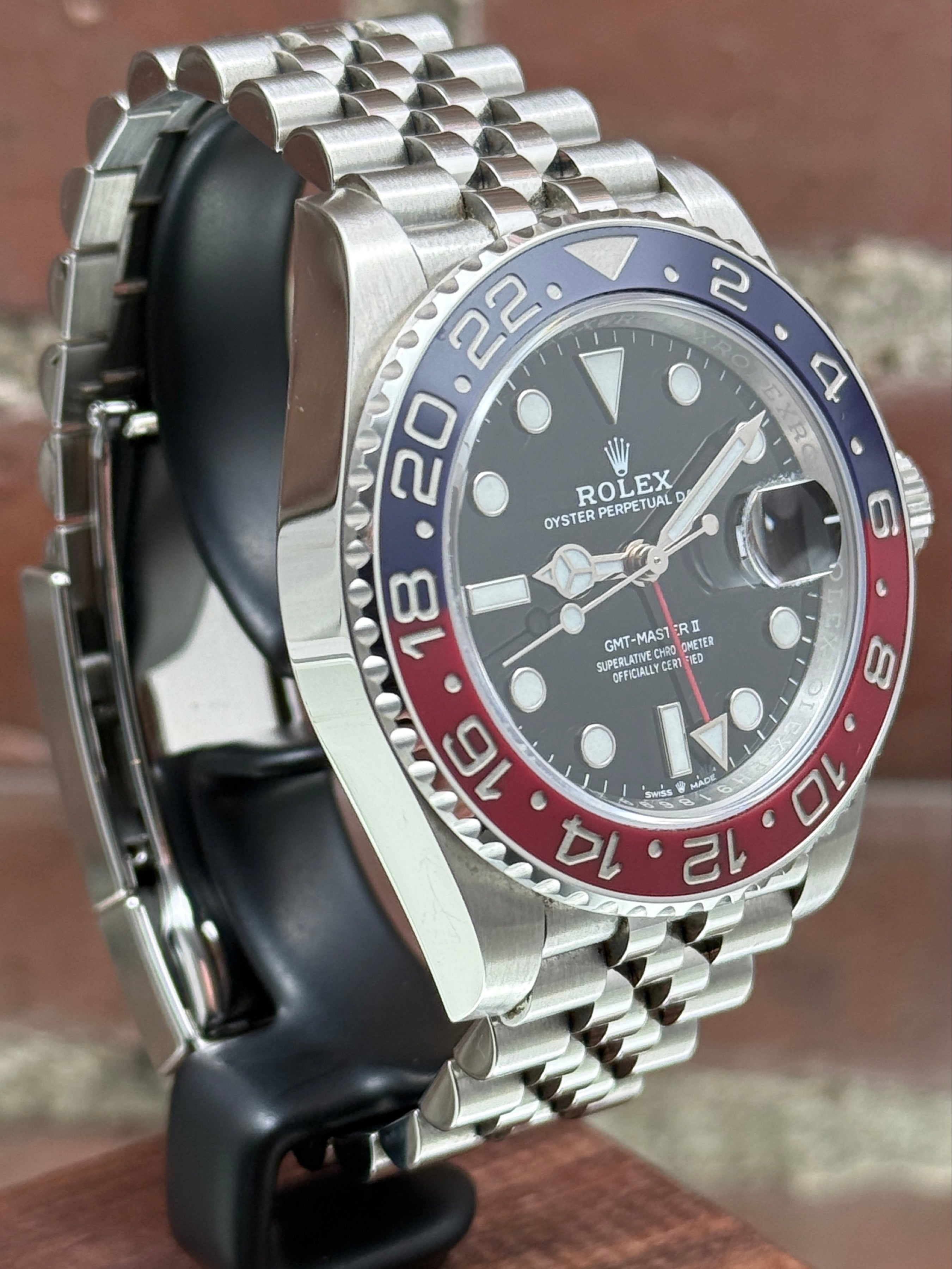 Pre-owned Rolex GMT-Master II 126710BLRO | steel black