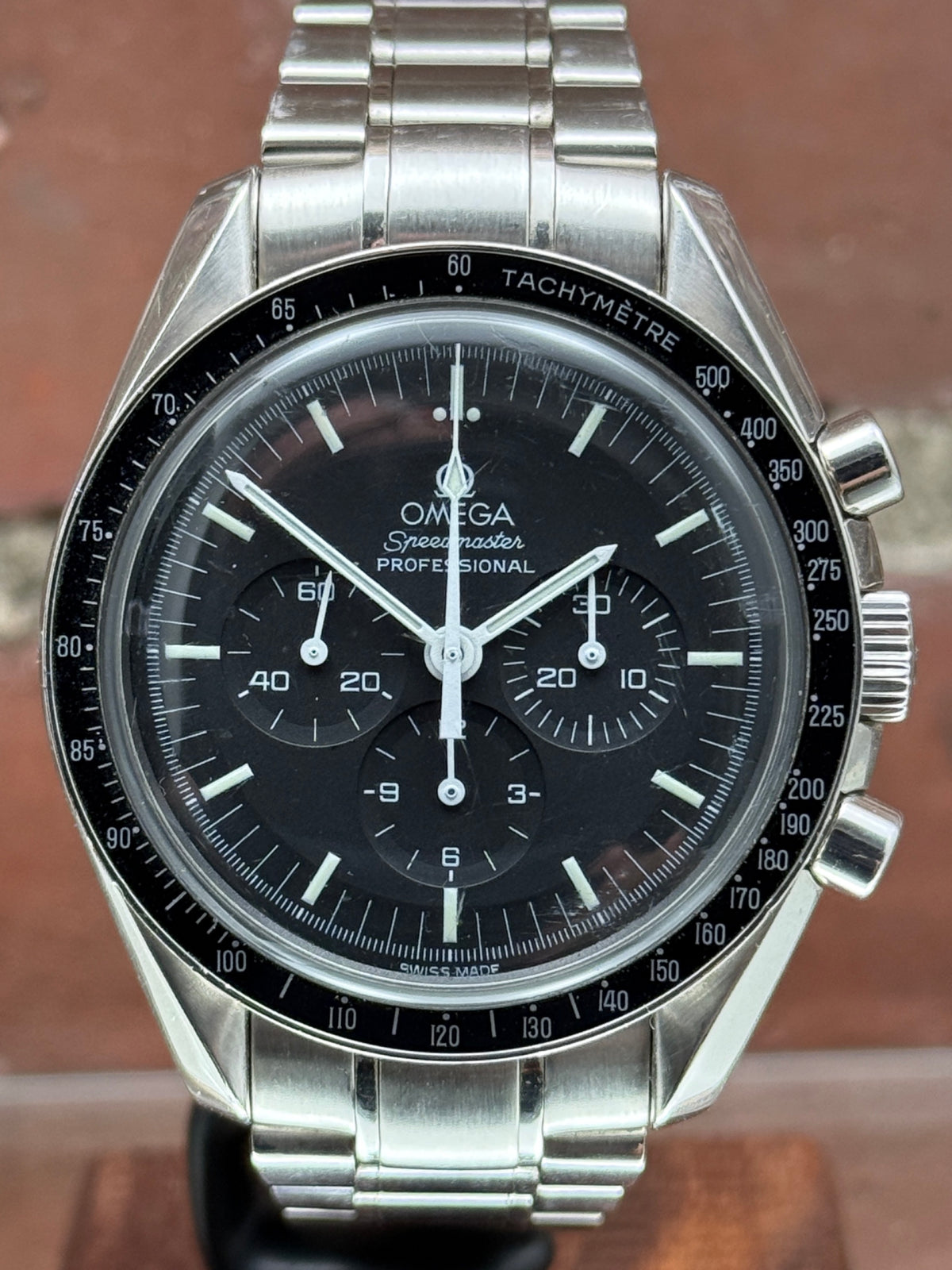 Pre-owned Omega Speedmaster Holy Grail 376.0822 | Steel Black