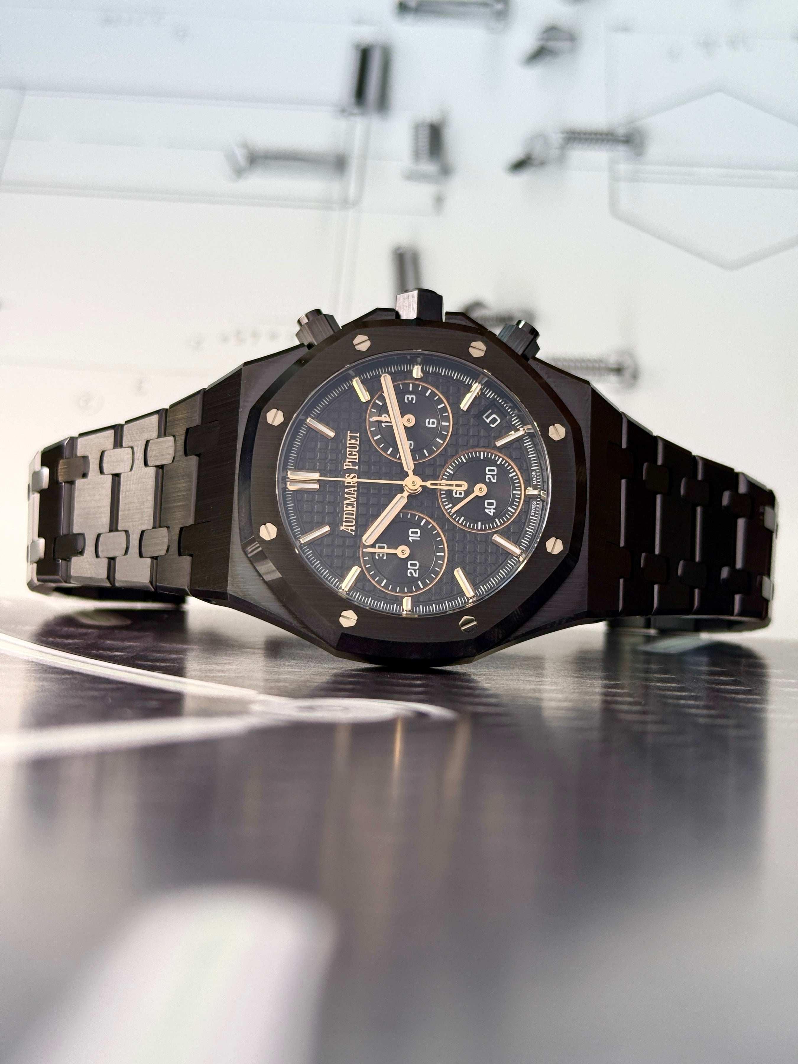 Brand new Audemars Piguet Royal Oak Chronograph 26240CE.OO.1225CE.02 | ceramic black