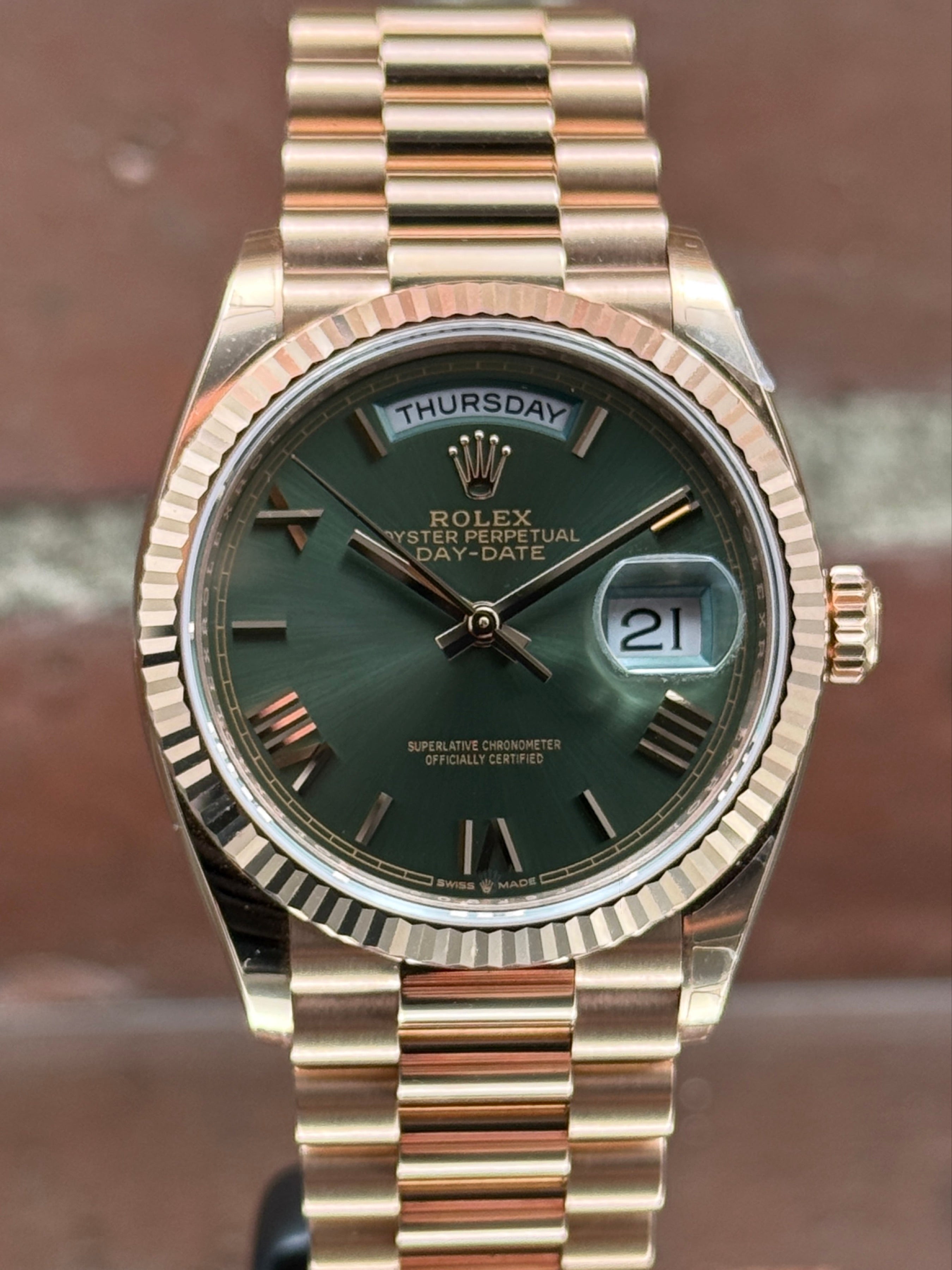 Brand new Rolex Day-Date 36 128235 | pink gold green