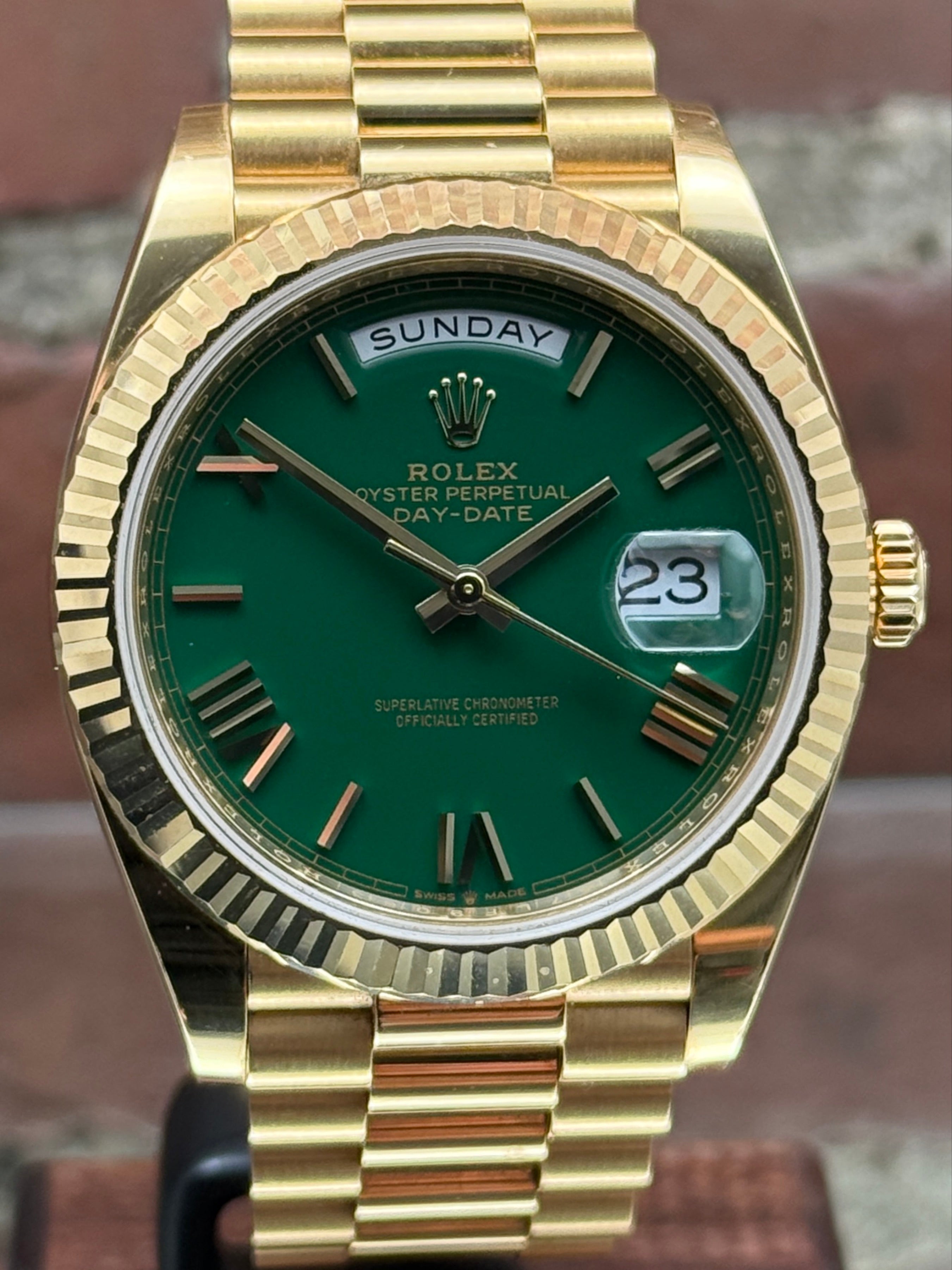 Pre-owned Rolex Day-Date 40 228238 | N/A green