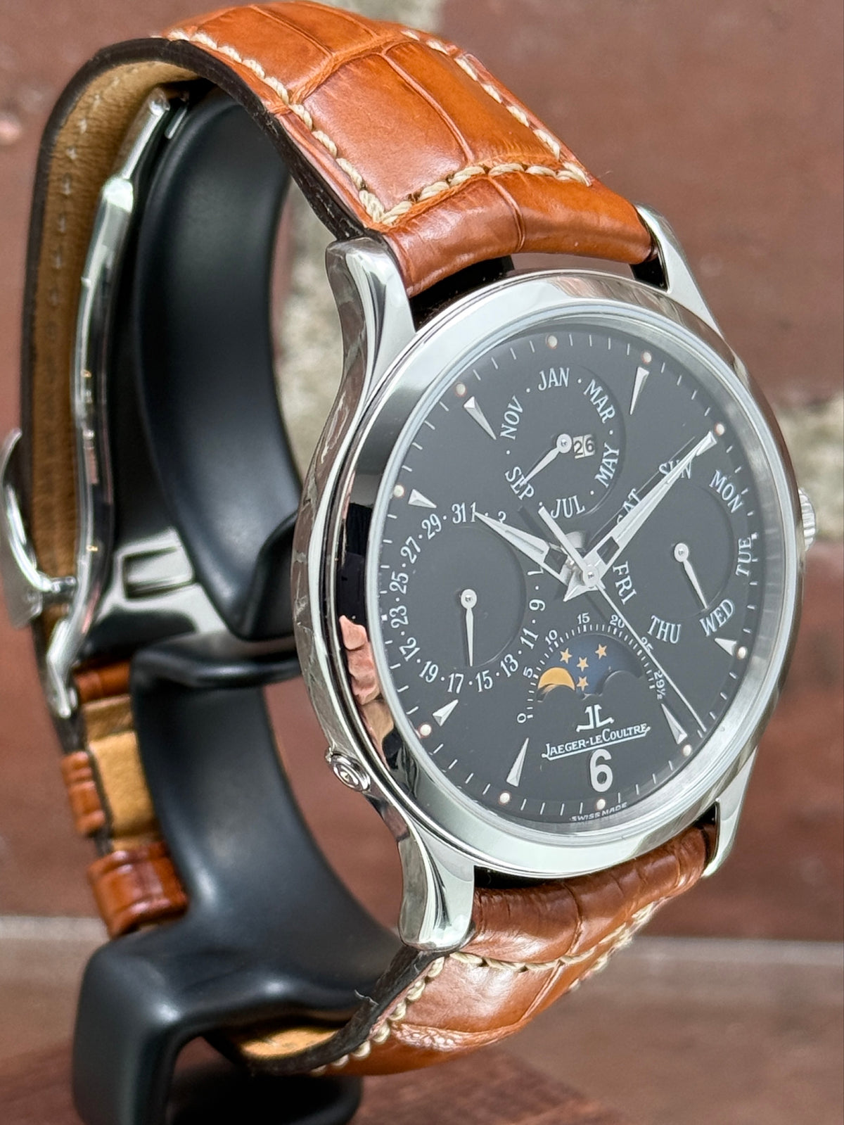 Pre-owned Jaeger-LeCoultre Master Control Perpetual 140.8.80.S | Steel Silver