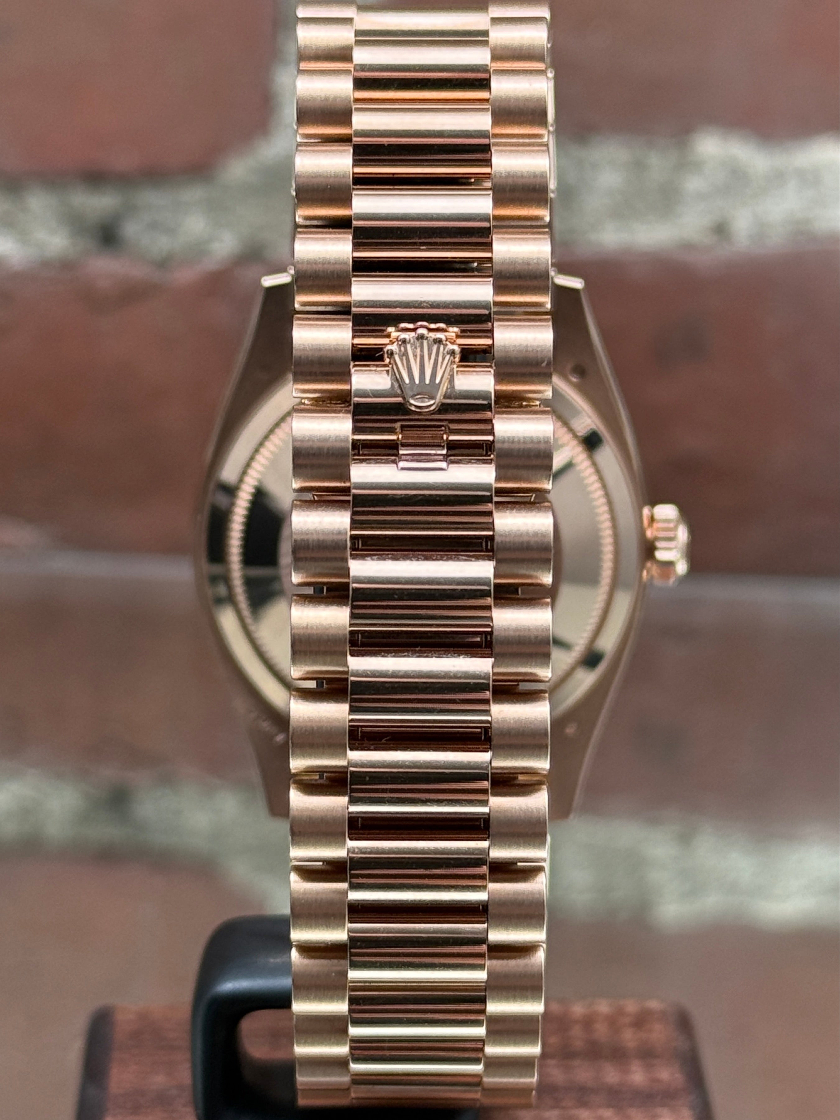 Brand new Rolex Day-Date 36 128235 | pink gold green