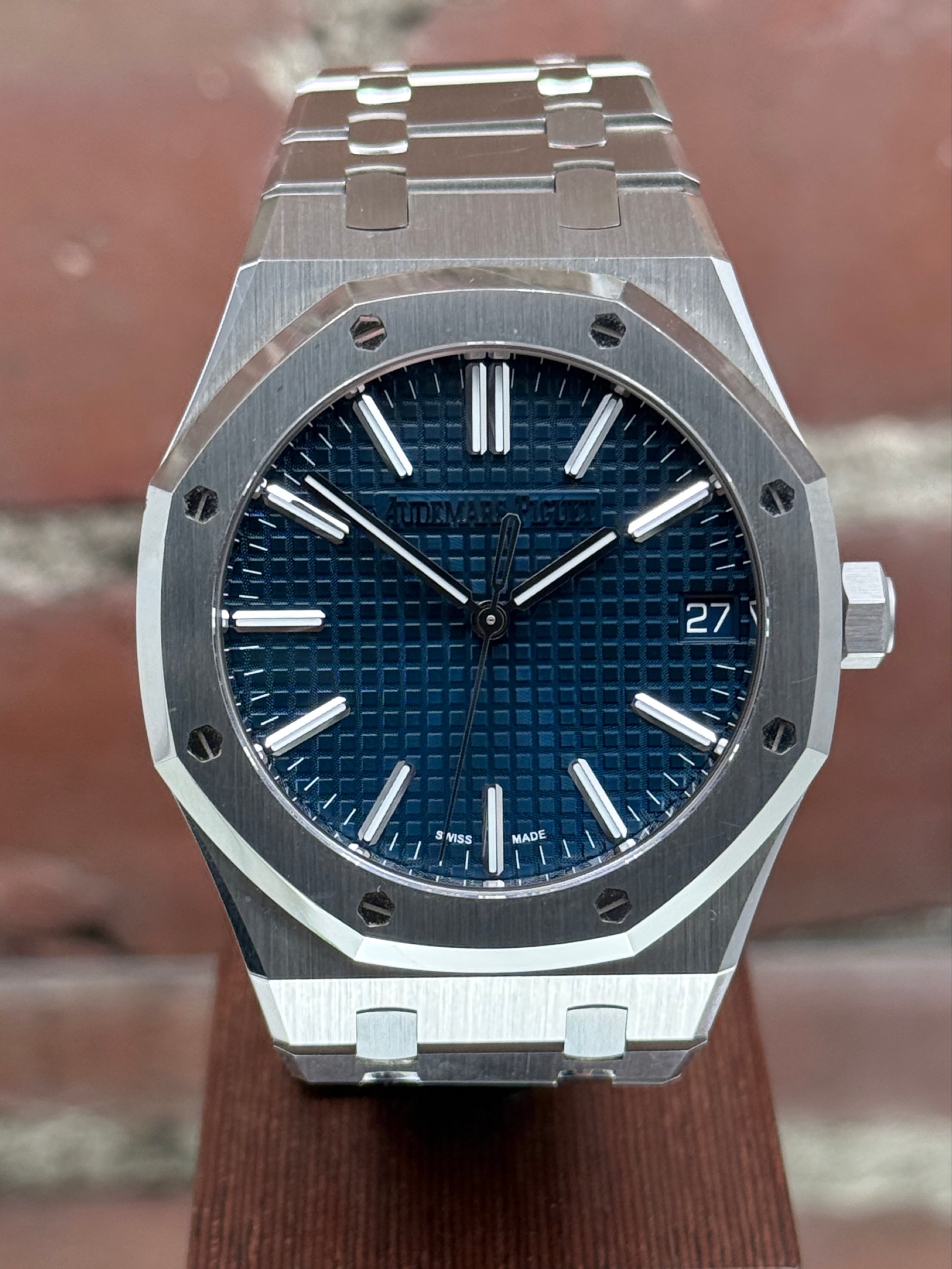 Pre-owned Audemars Piguet Royal Oak Selfwinding Blue Dial 41mm 15510ST.OO.1320ST.01 | Steel Blue