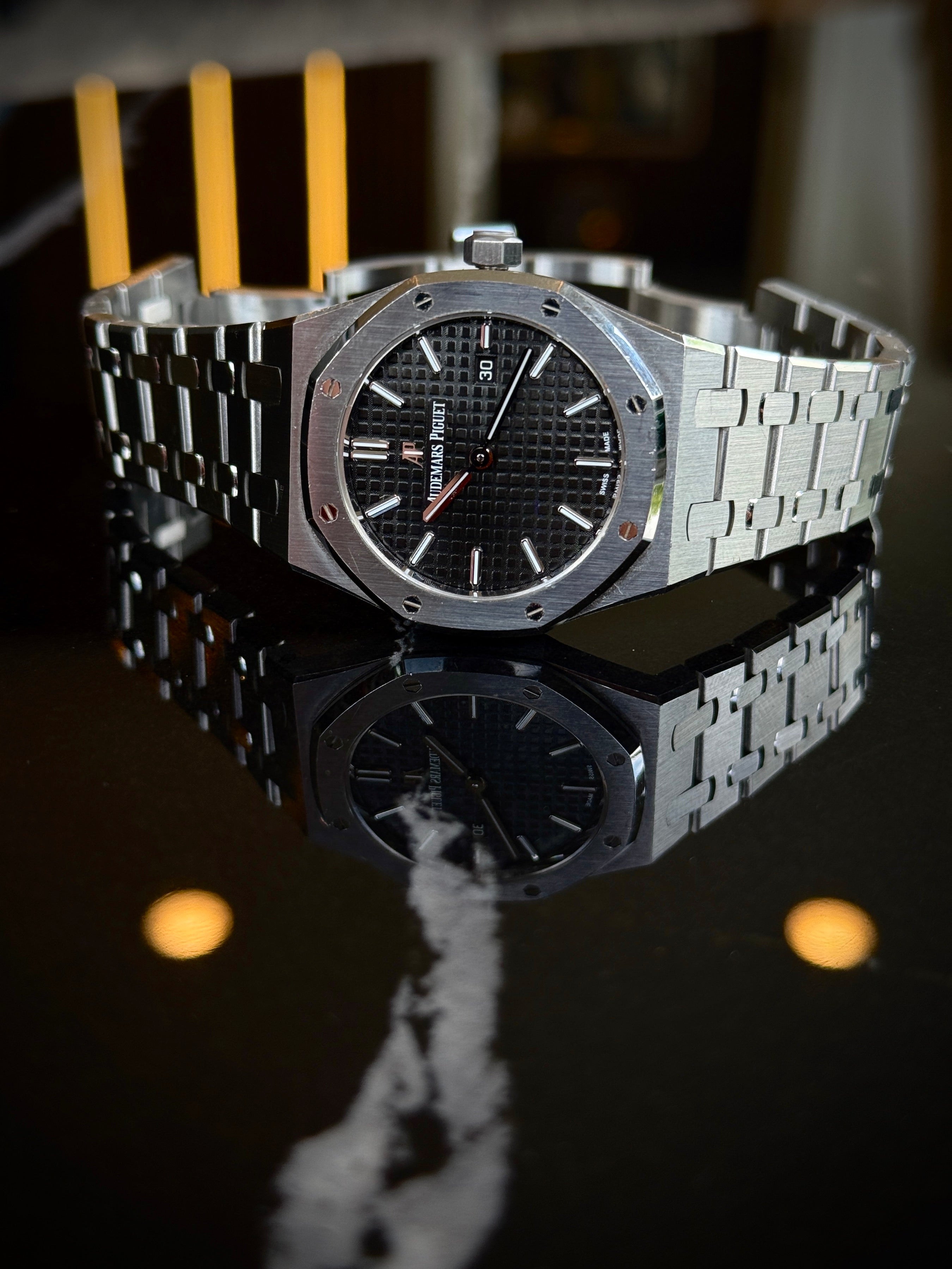 Pre-owned Audemars Piguet Royal Oak Lady 67650ST.OO.1261ST.01 | Steel Black