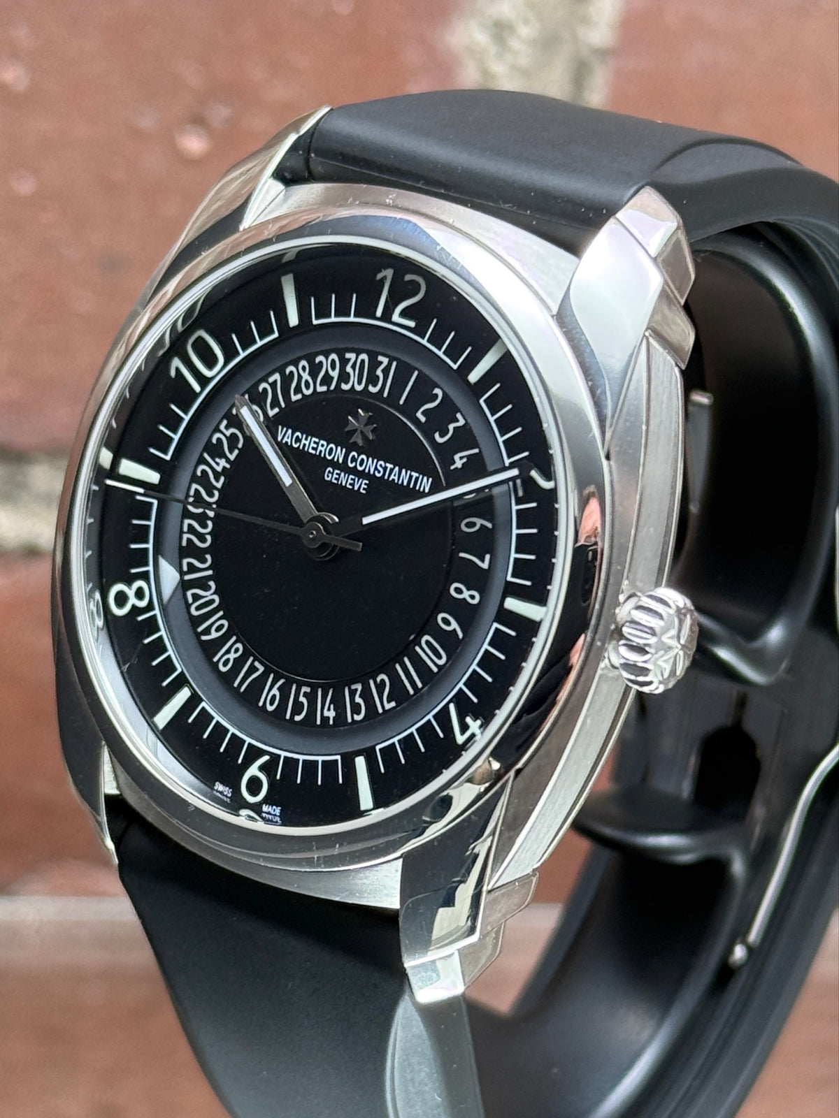 Pre-owned Vacheron Constantin Quai De L'ile 4500S/000A-B196 | Steel Black