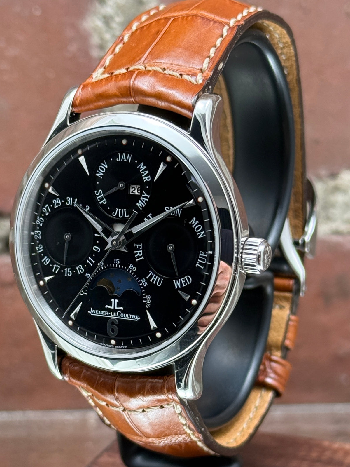 Pre-owned Jaeger-LeCoultre Master Control Perpetual 140.8.80.S | Steel Silver