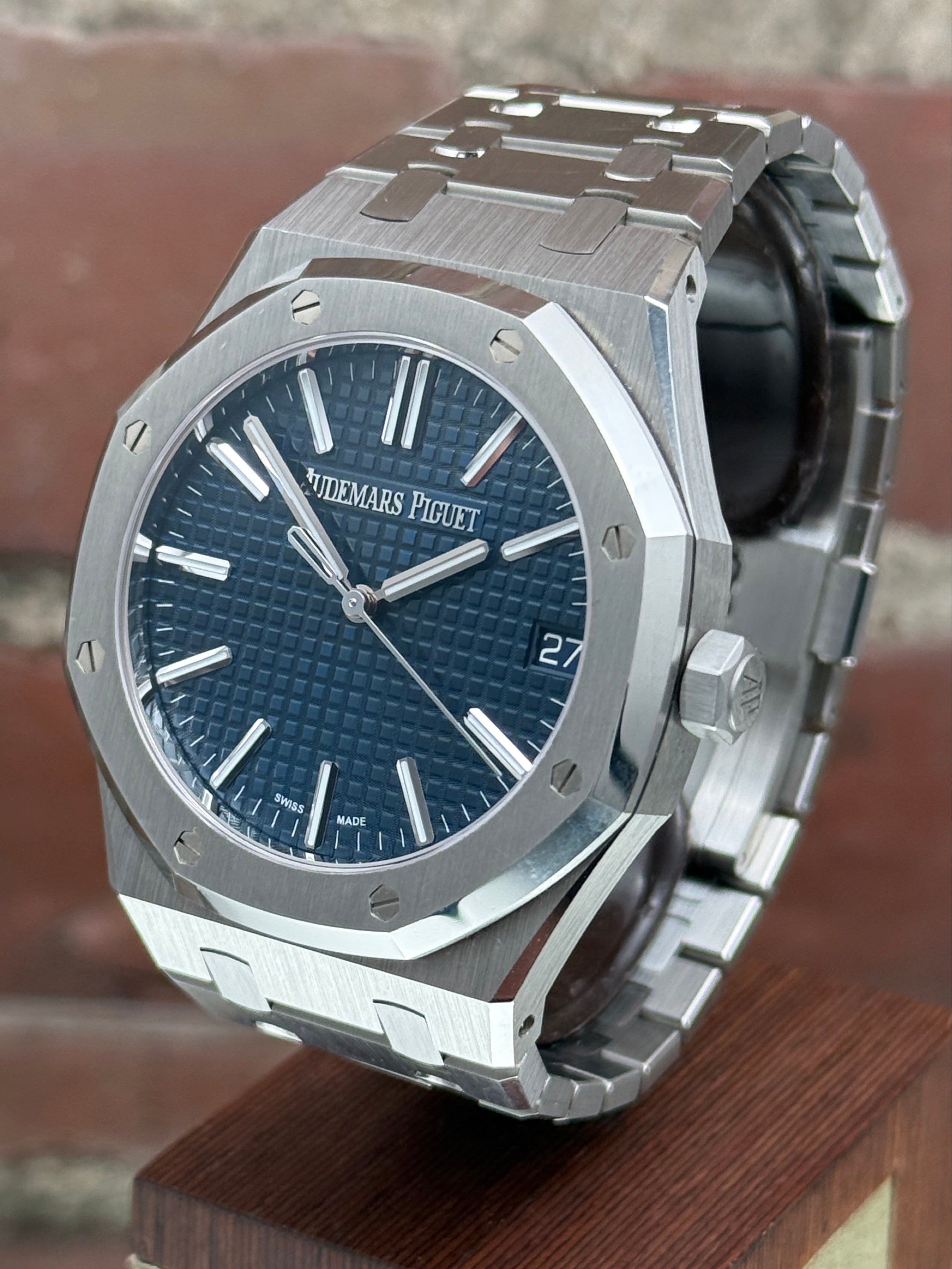 Pre-owned Audemars Piguet Royal Oak Selfwinding Blue Dial 41mm 15510ST.OO.1320ST.01 | Steel Blue