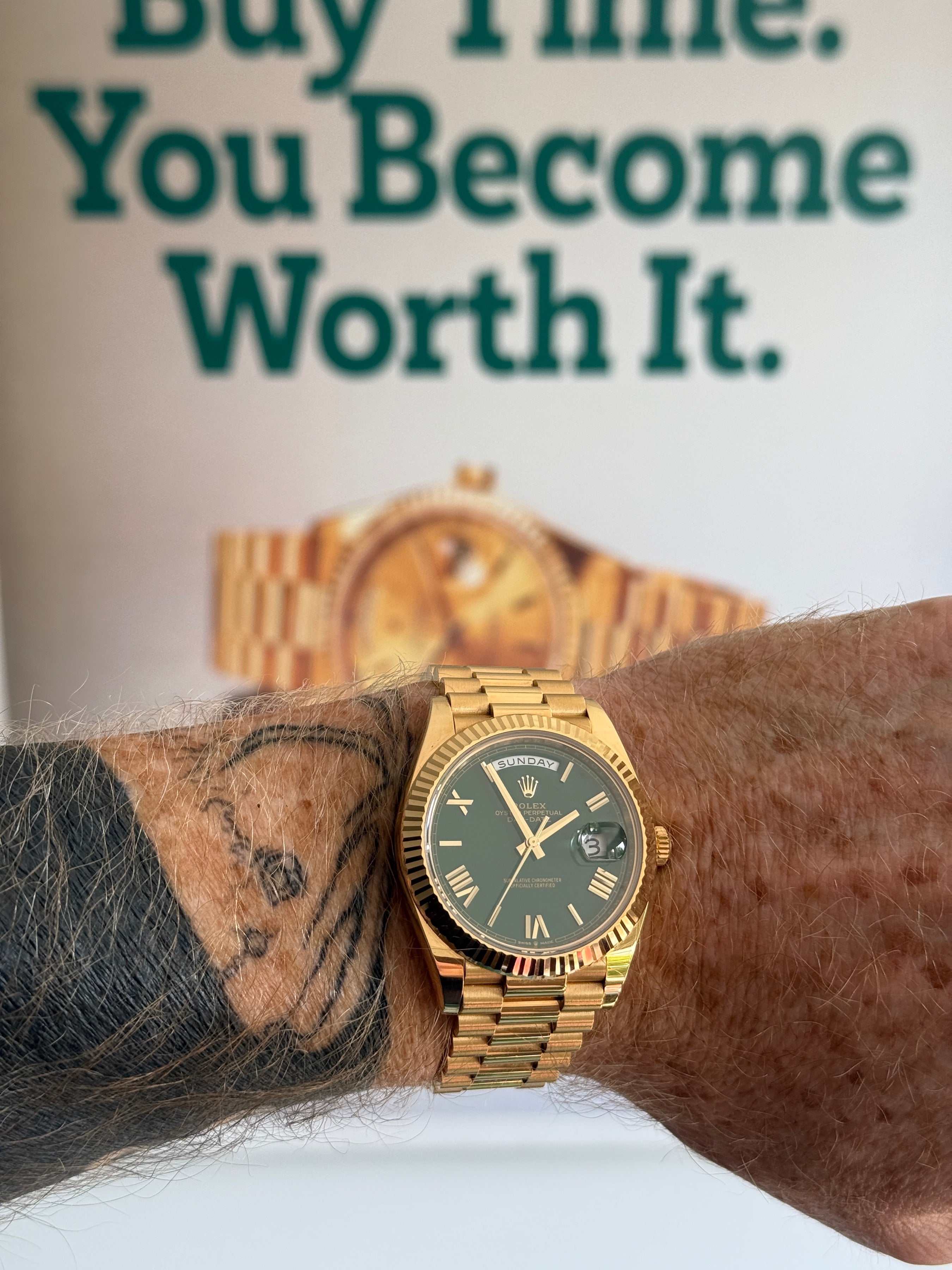 Pre-owned Rolex Day-Date 40 228238 | N/A green