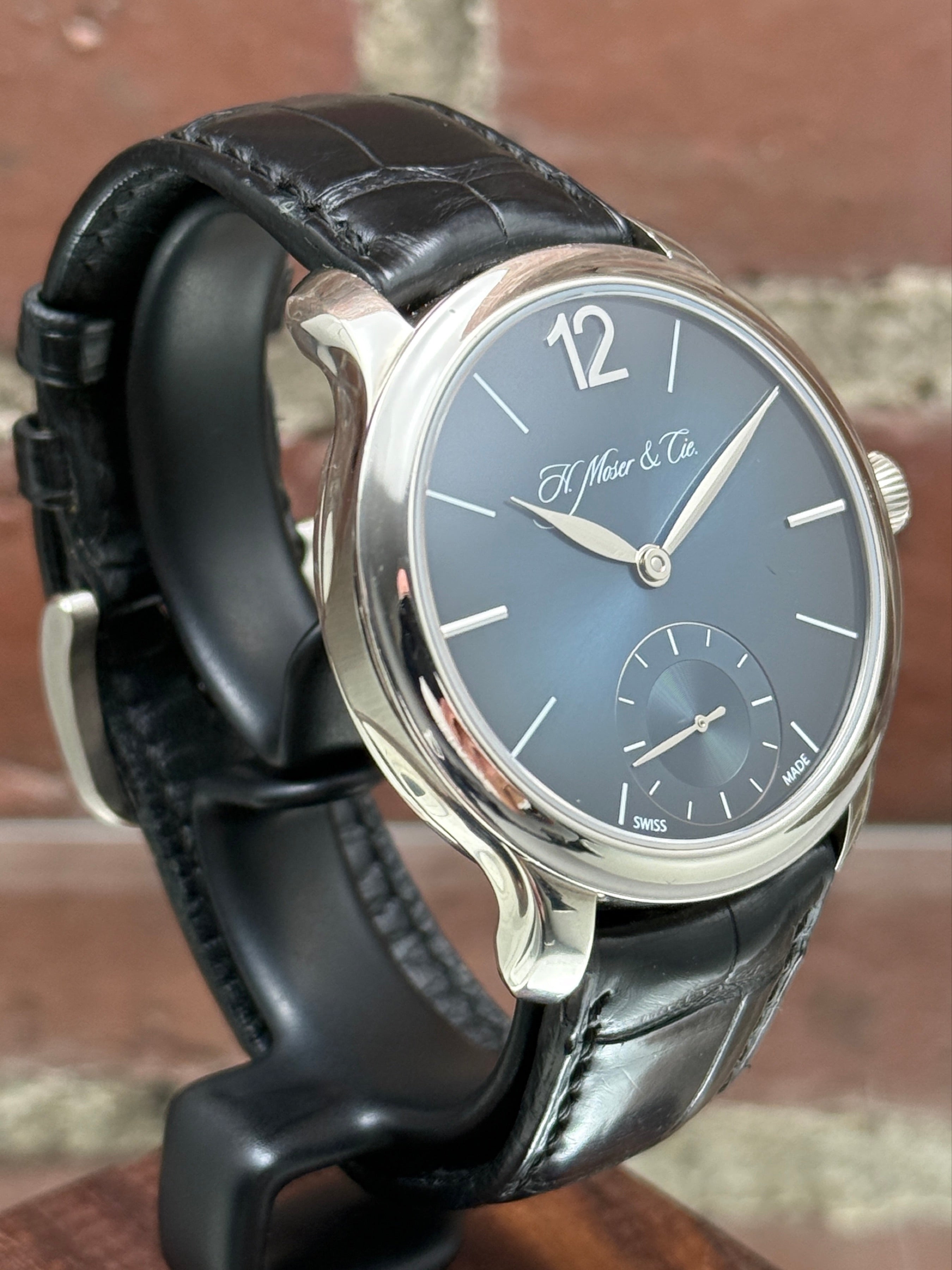 MINT H.Moser & Cie Mayu 321503024 | palladium blue  fume