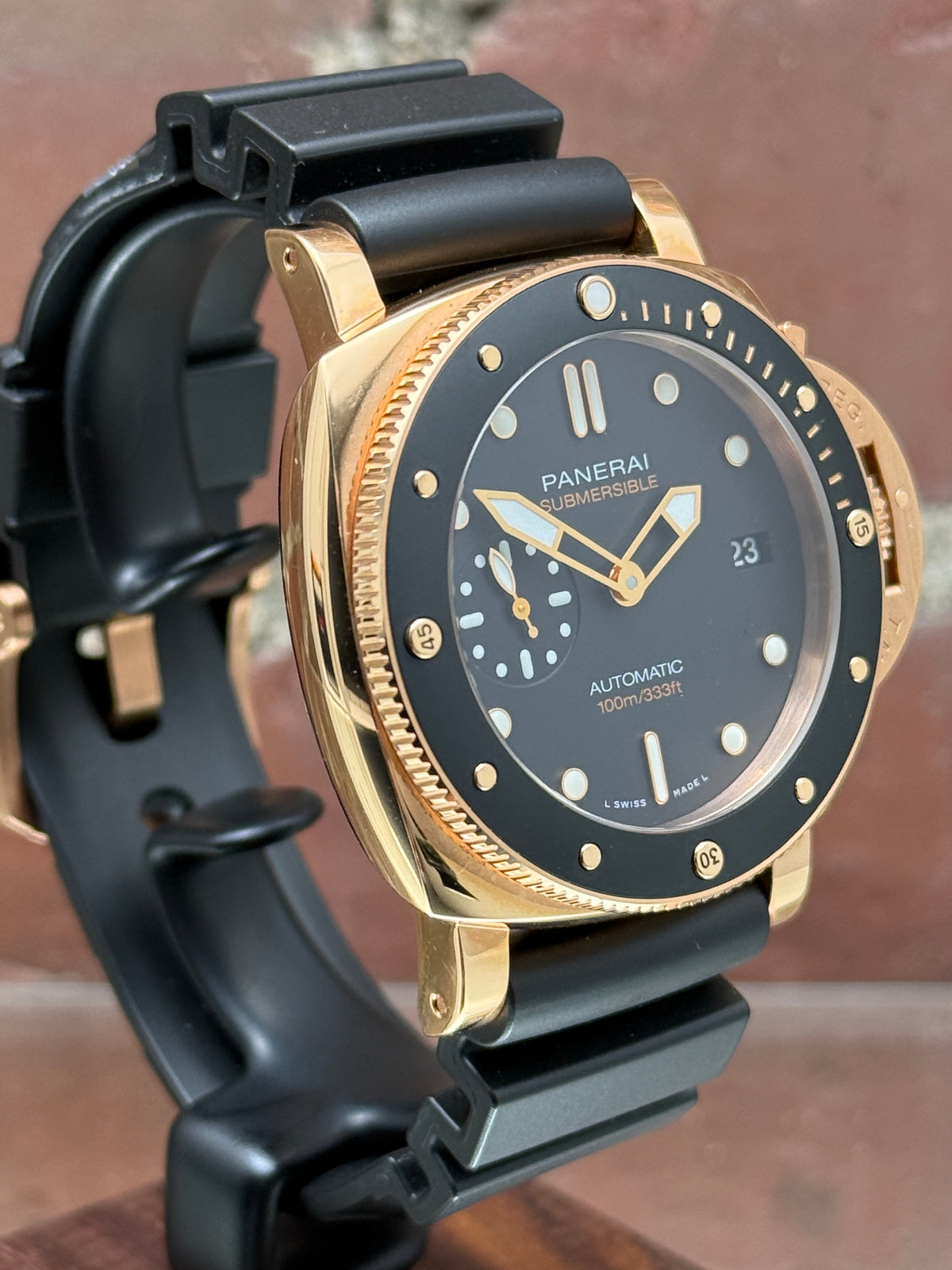 Mint Panerai Luminor Submersible PAM 00974 | Red gold Black