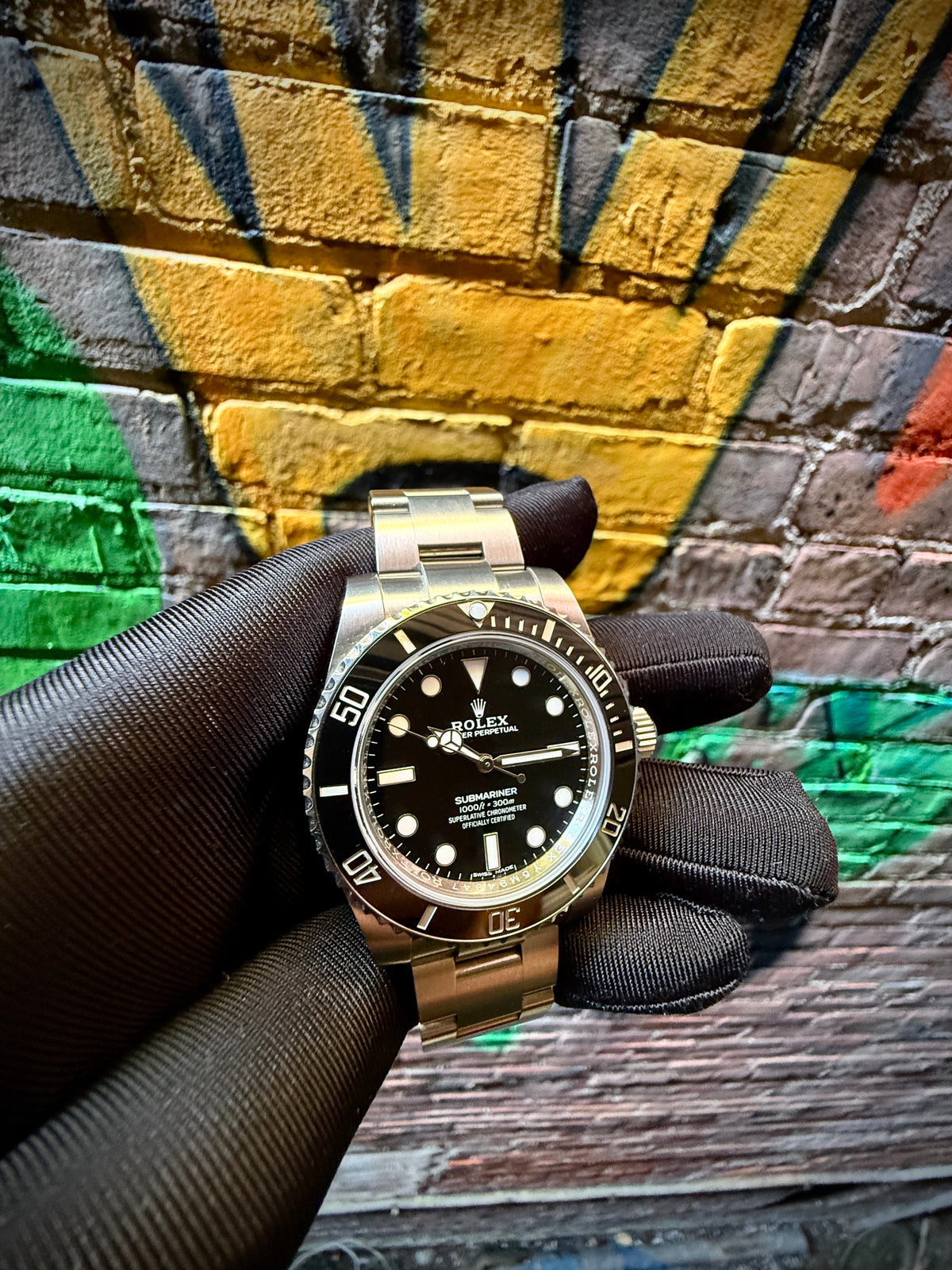 Pre-owned Rolex Submariner 114060 | Steel Black
