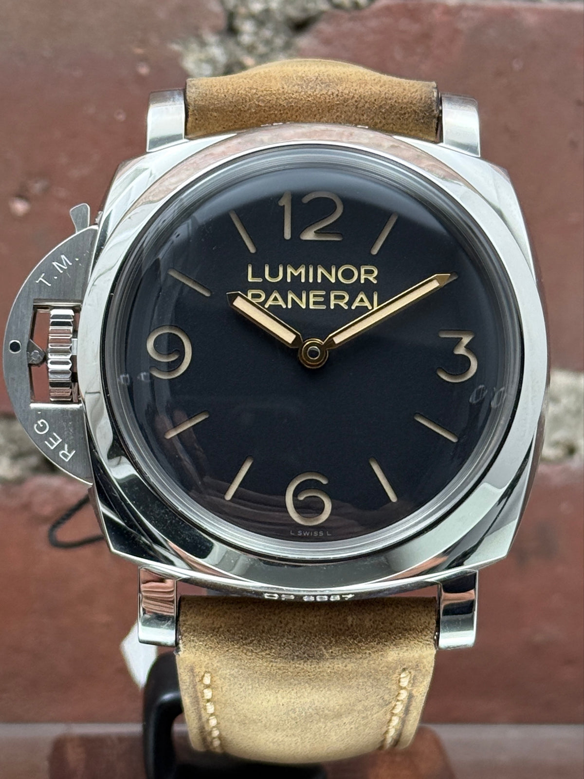 Brand new Panerai Luminor 1950 Left Handed 3 Pam 557 Days 47 Mm PAM 00557 | Steel Black