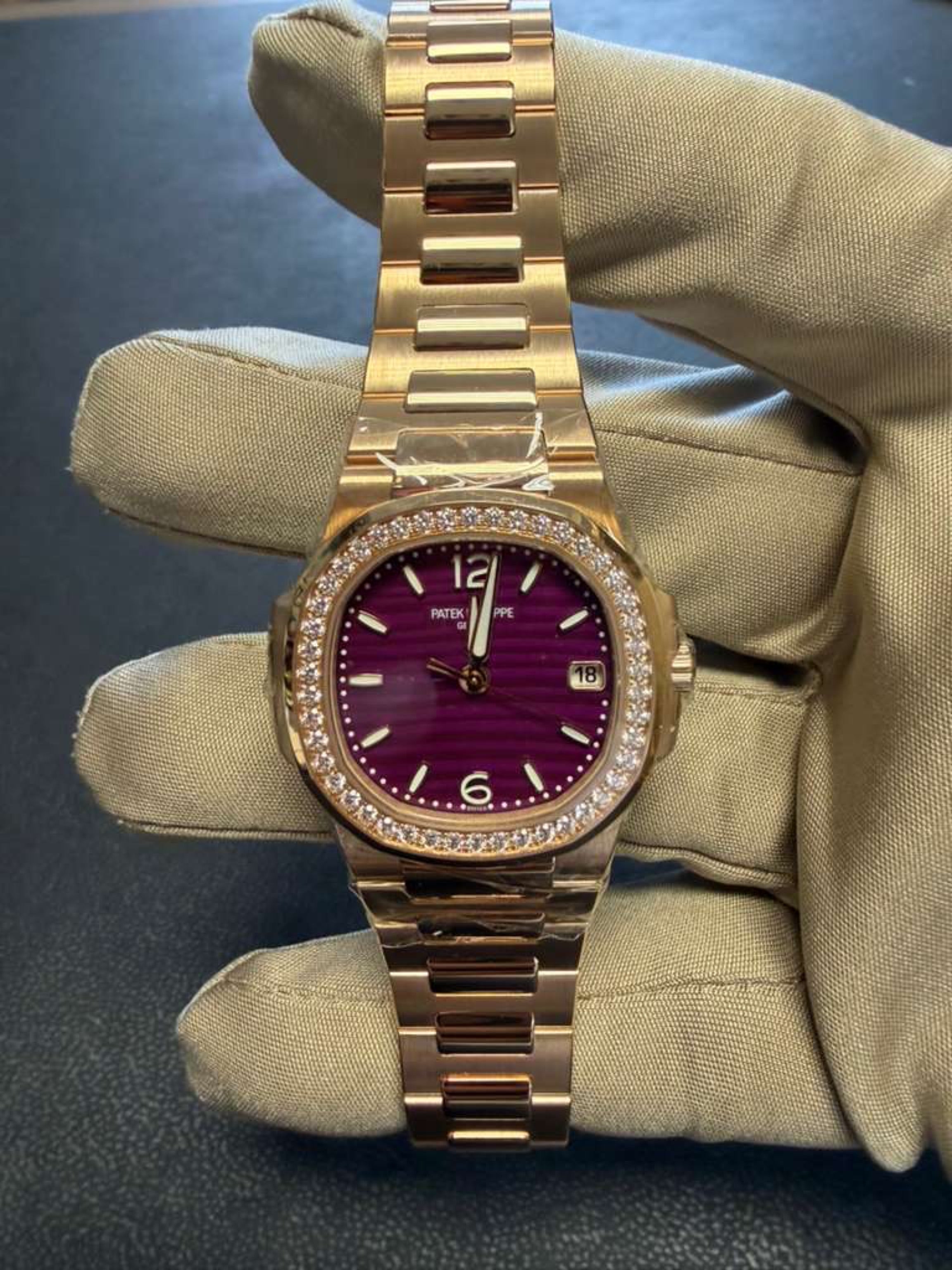 Patek Philippe Nautilus 32mm