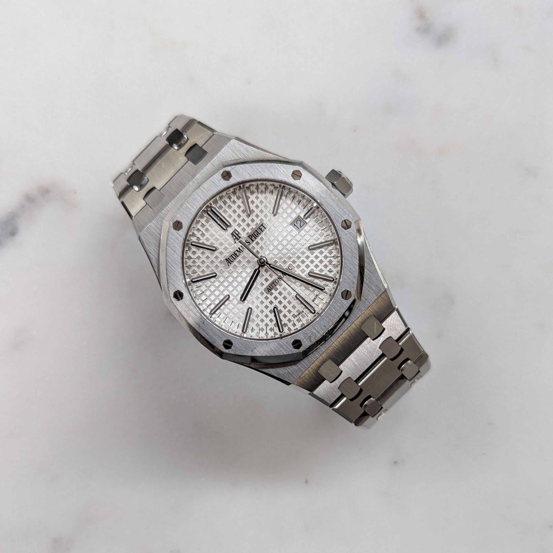 Audemars Piguet Royal Oak, 41mm White Dial (Ref. 15400ST)