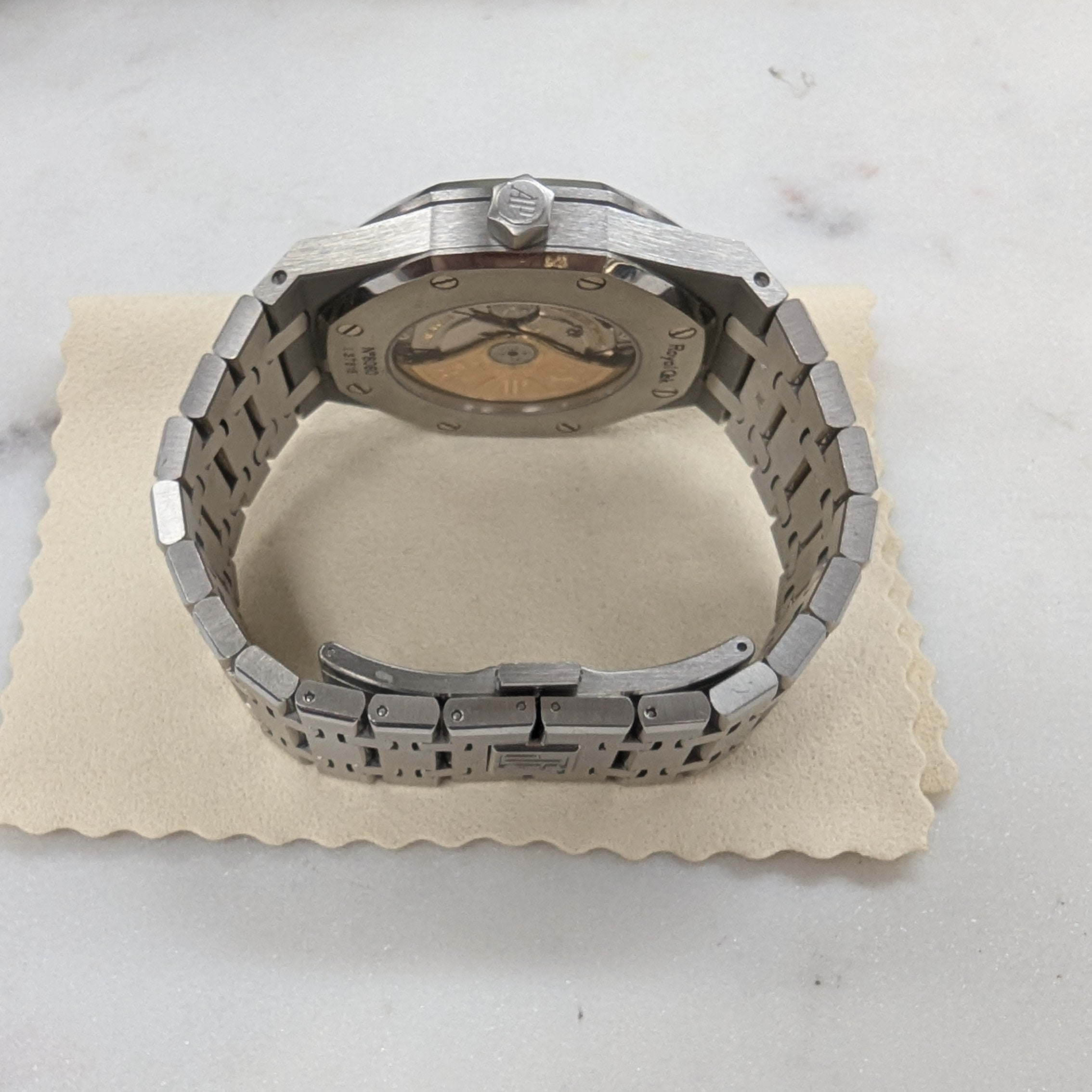 Audemars Piguet Royal Oak, 41mm White Dial (Ref. 15400ST)