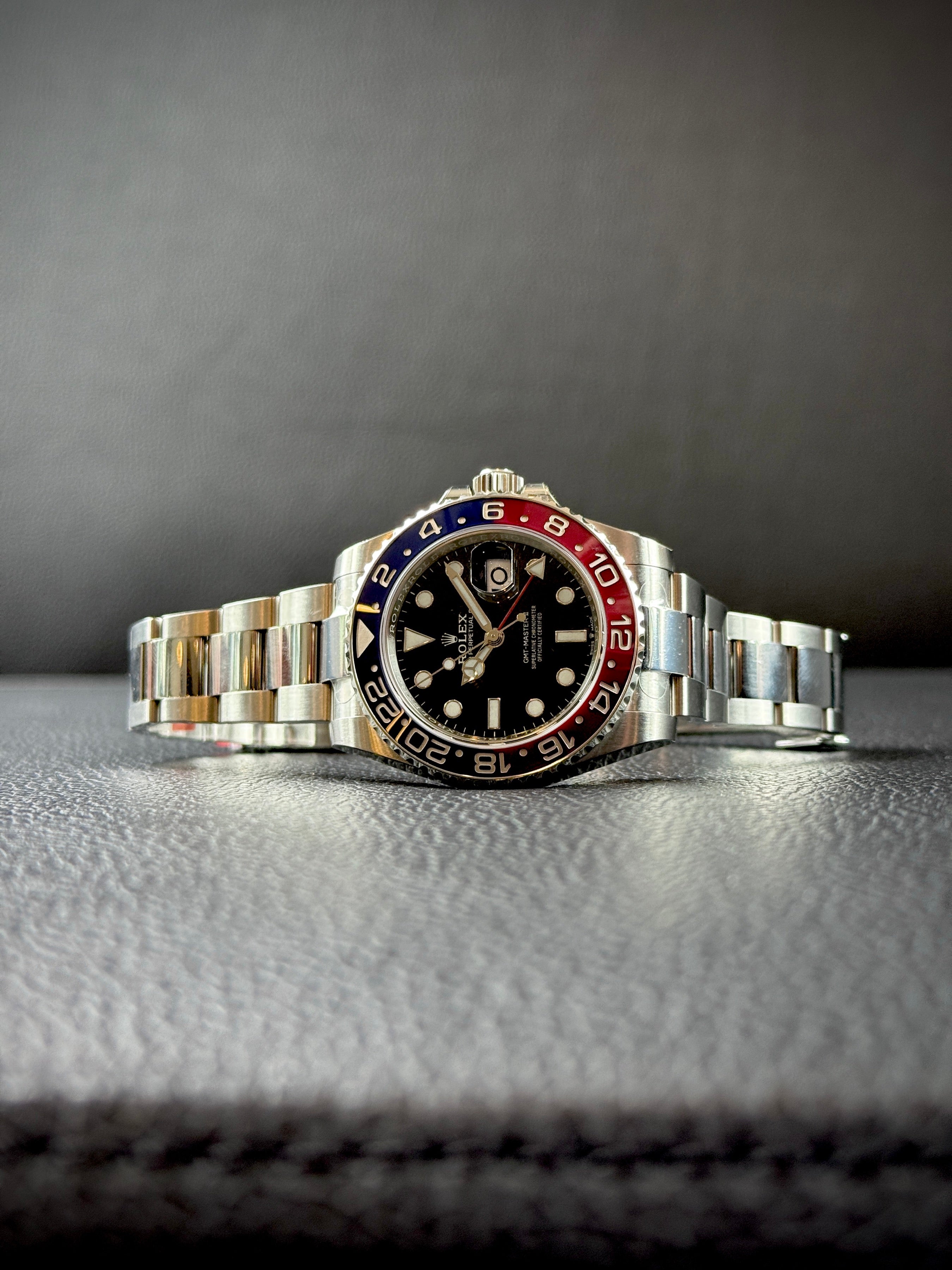 Pre-owned Rolex GMT-Master II 126710BLRO | Steel Black