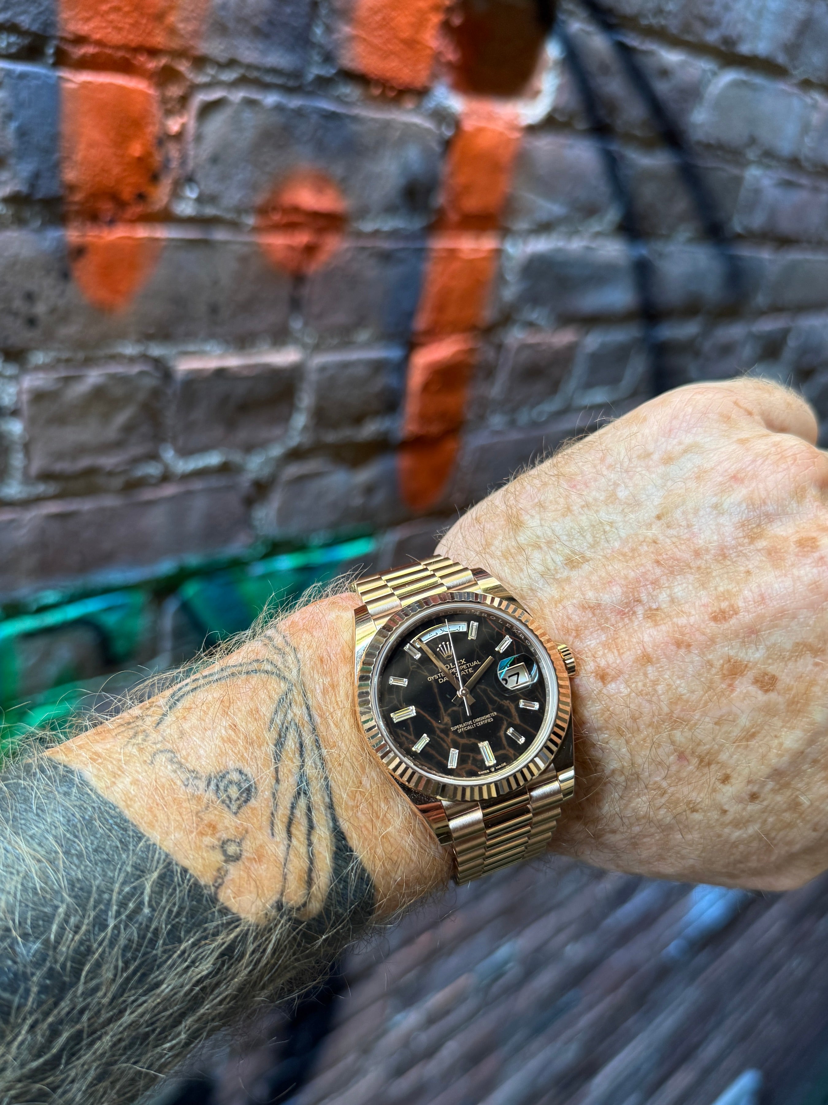 Pre-owned Rolex Day-Date 40 228235 | Pink gold Eisenkiesel
