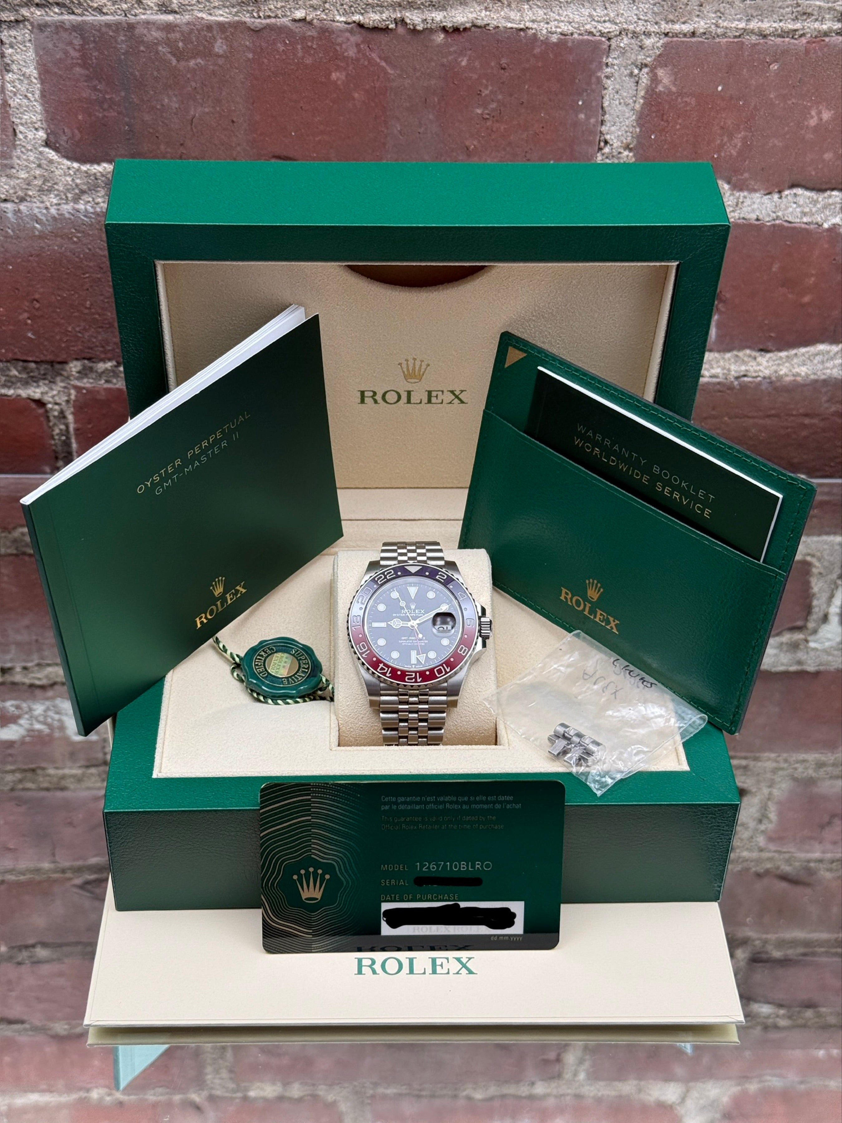 Pre-owned Rolex GMT-Master II 126710BLRO | steel black
