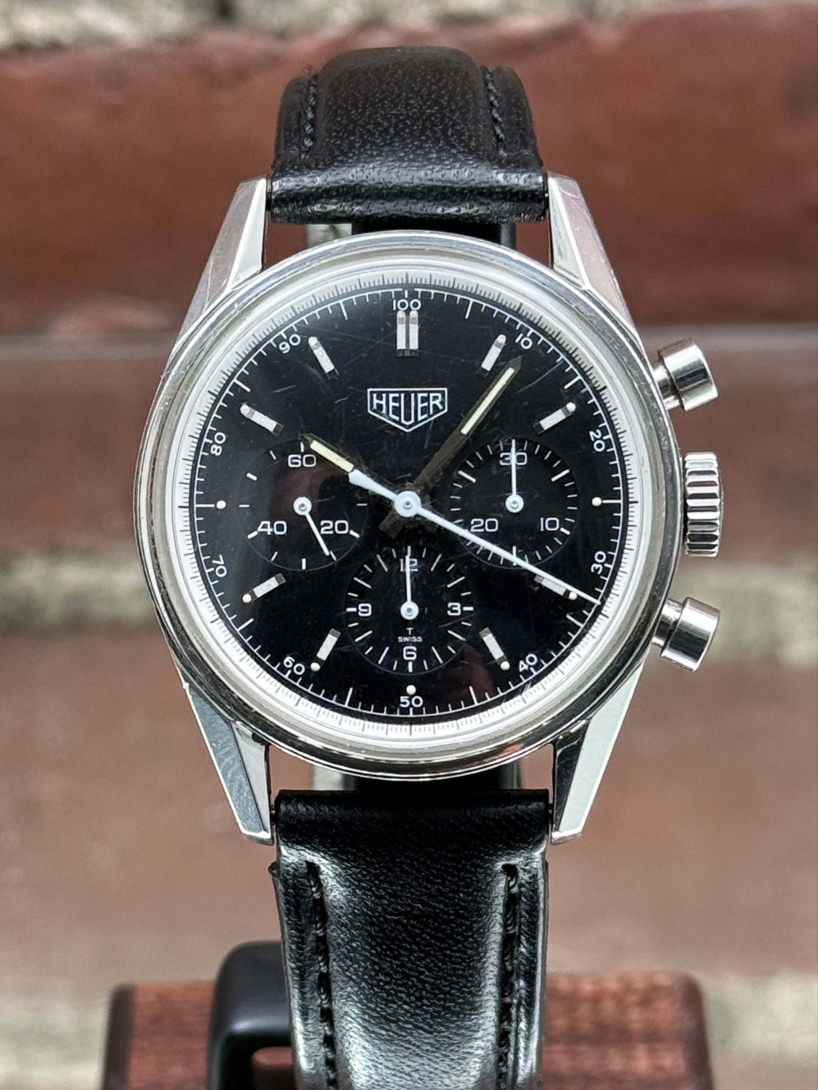 Pre-owned TAG Heuer Carrera Neo-vintage 1964 Re-Edition CS3111 | Steel Black