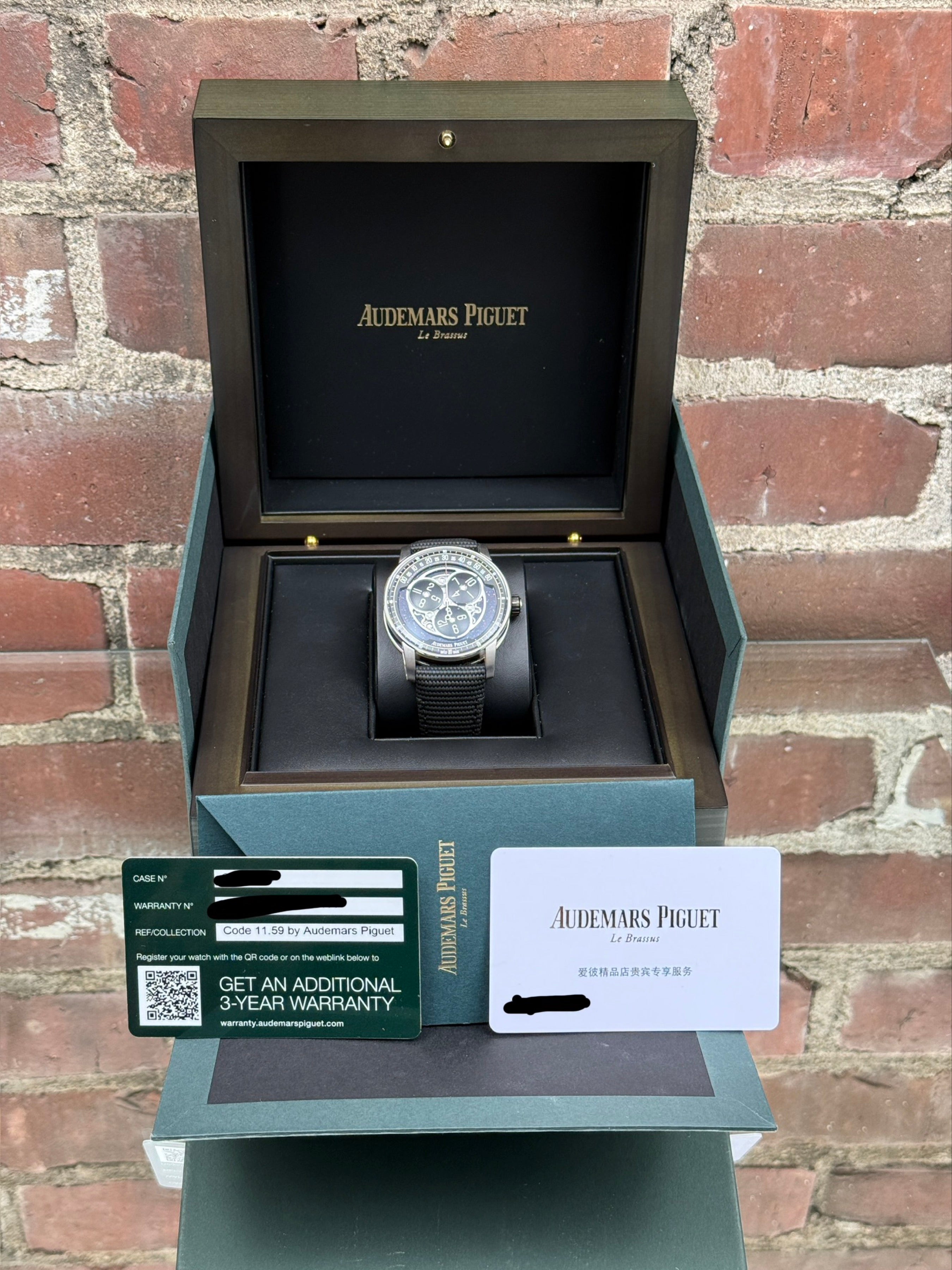 Pre-owned Audemars Piguet Code 11.59 Starwheel 41mm 15212NB.OO.A002KB.01 | White gold Blue