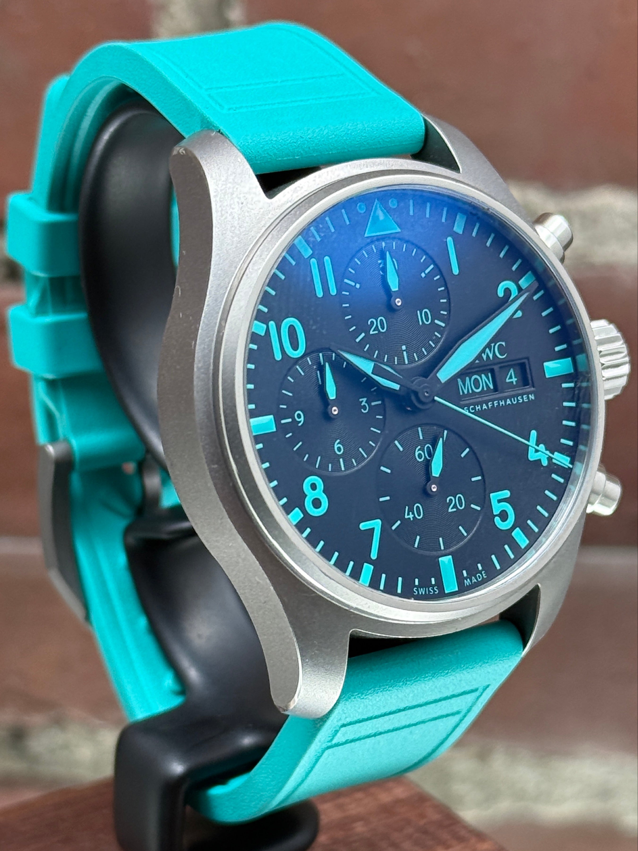 Pre-owned IWC Pilot Chronograph IW388108 | titanium black