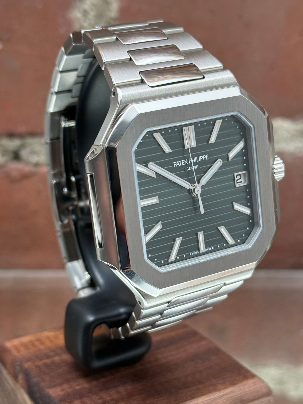 Mint Patek Philippe Cubitus 5821/1A-001 | Stainless Steel Green Dial