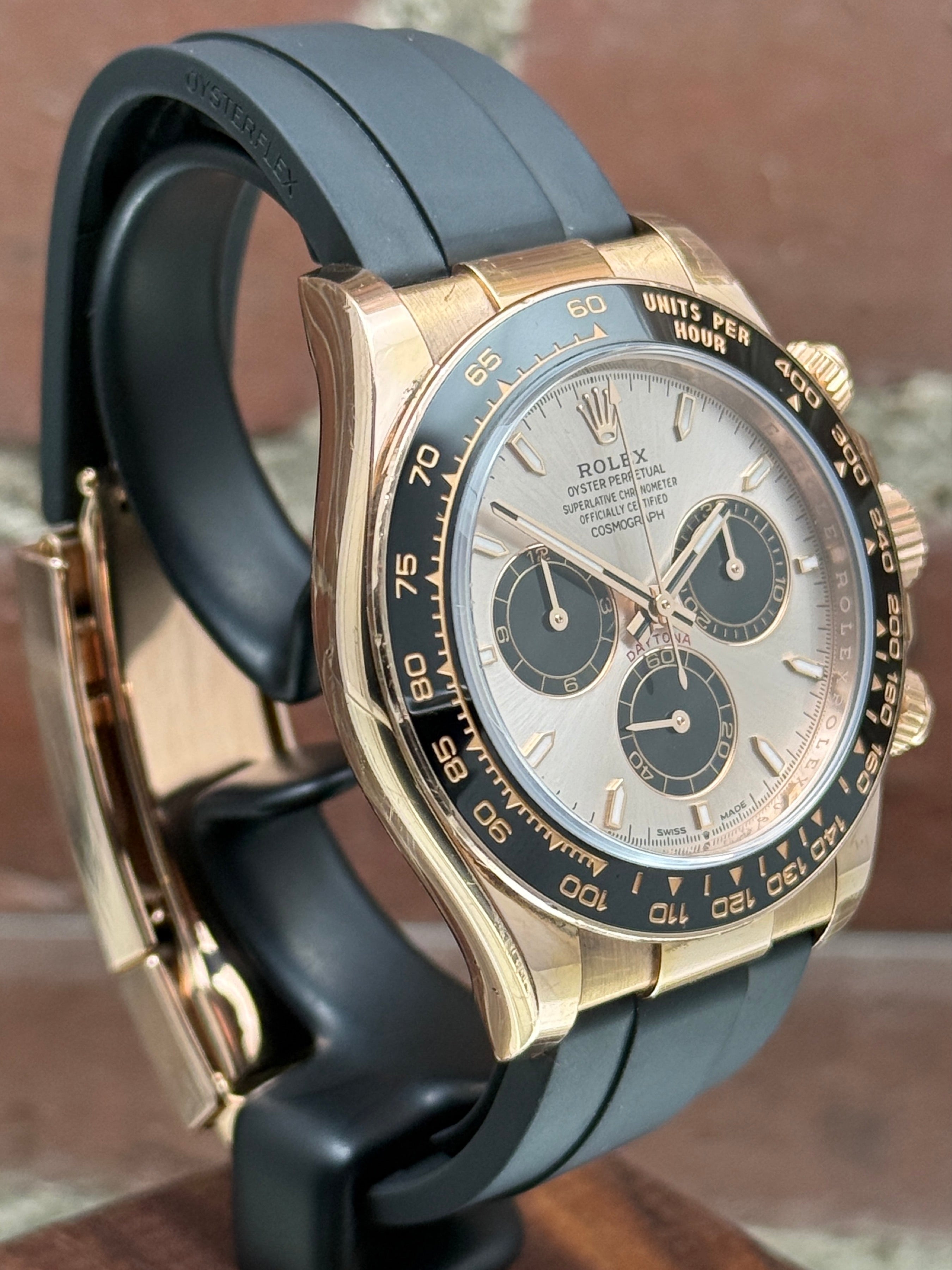 Pre-owned Rolex Cosmograph Daytona 126515LN | pink gold sunburst
