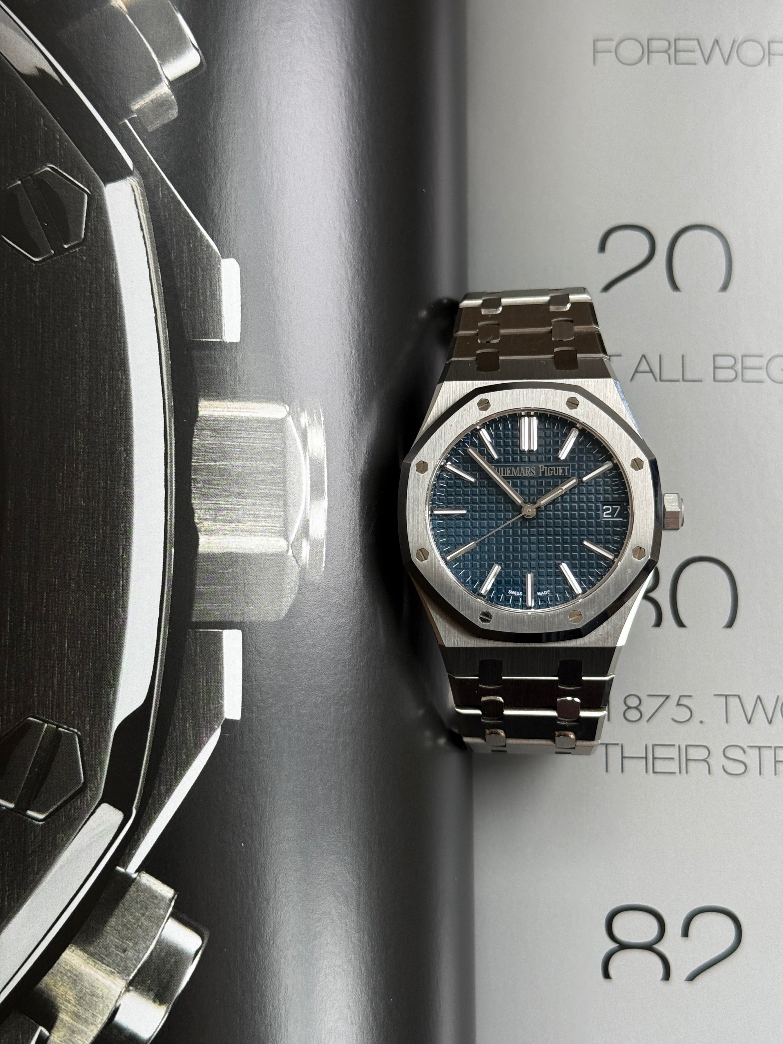 Pre-owned Audemars Piguet Royal Oak Selfwinding Blue Dial 41mm 15510ST.OO.1320ST.01 | Steel Blue